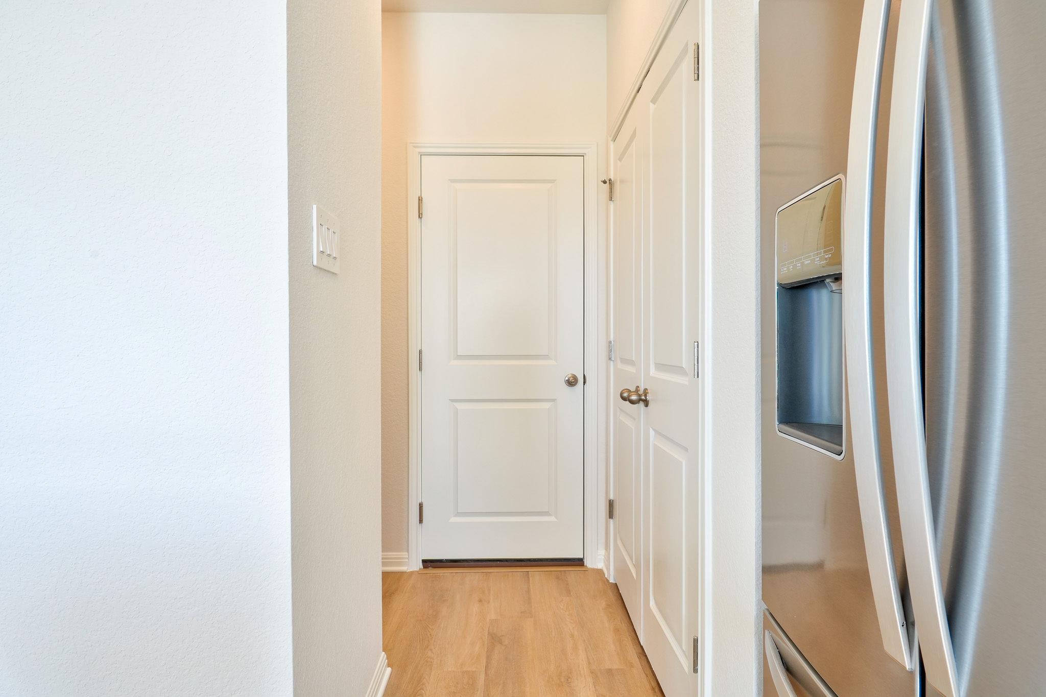 129 Honey Bee Rd, Jarrell, TX 76537