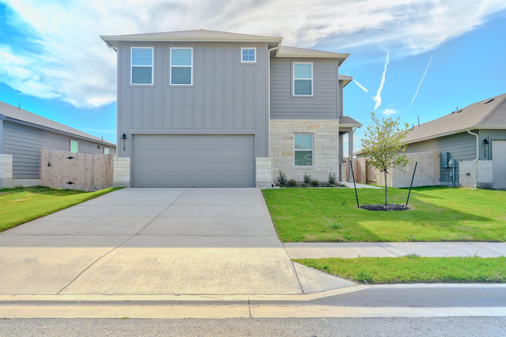 129 Honey Bee Rd, Jarrell, TX 76537