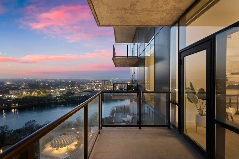 70 Rainey St # 1901, Austin, TX 78701