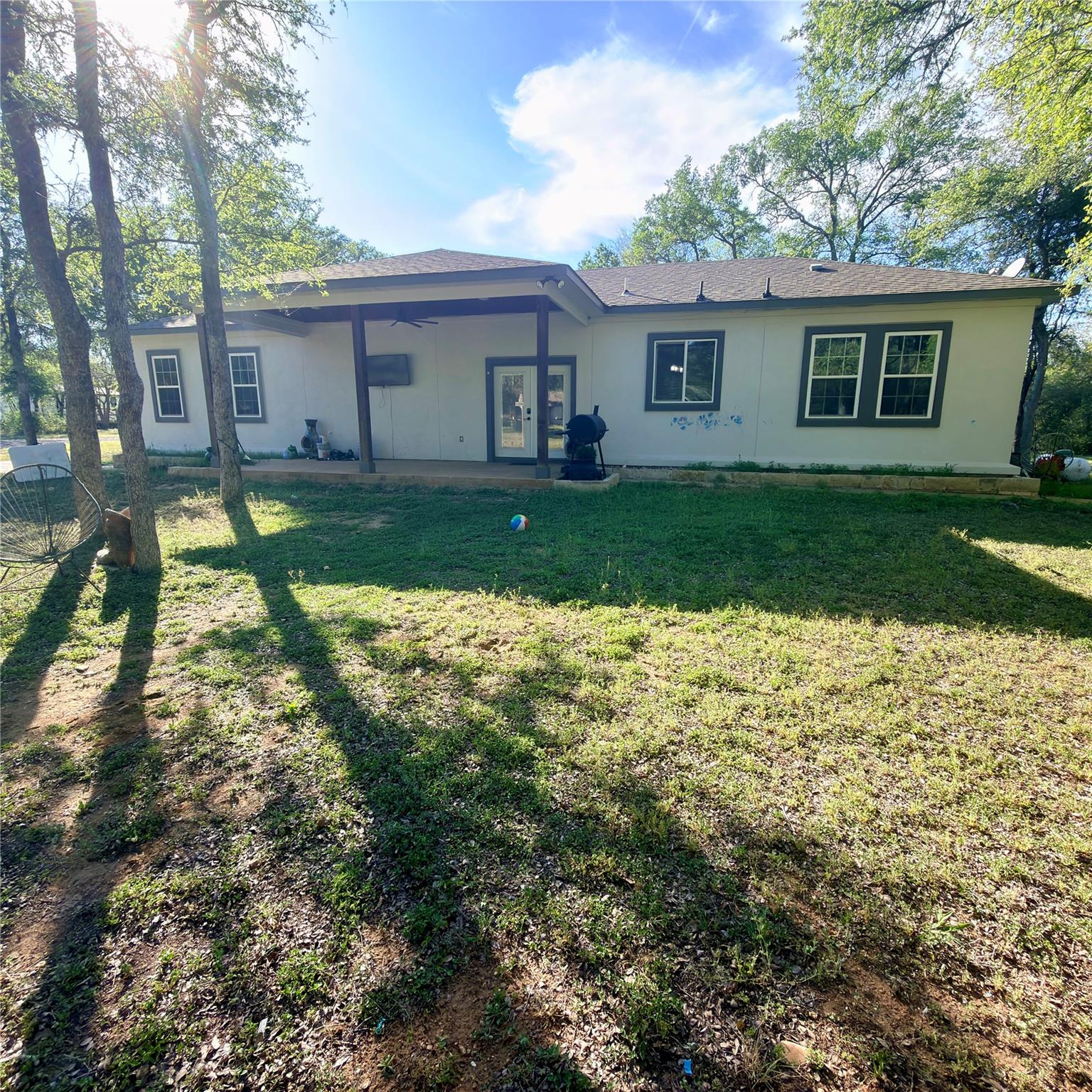 127 Comanche Trl # A, Elgin, TX 78621