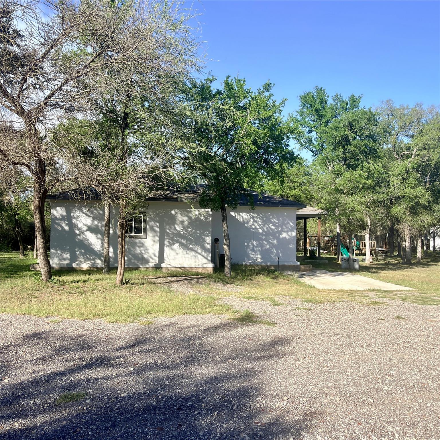 127 Comanche Trl # A, Elgin, TX 78621