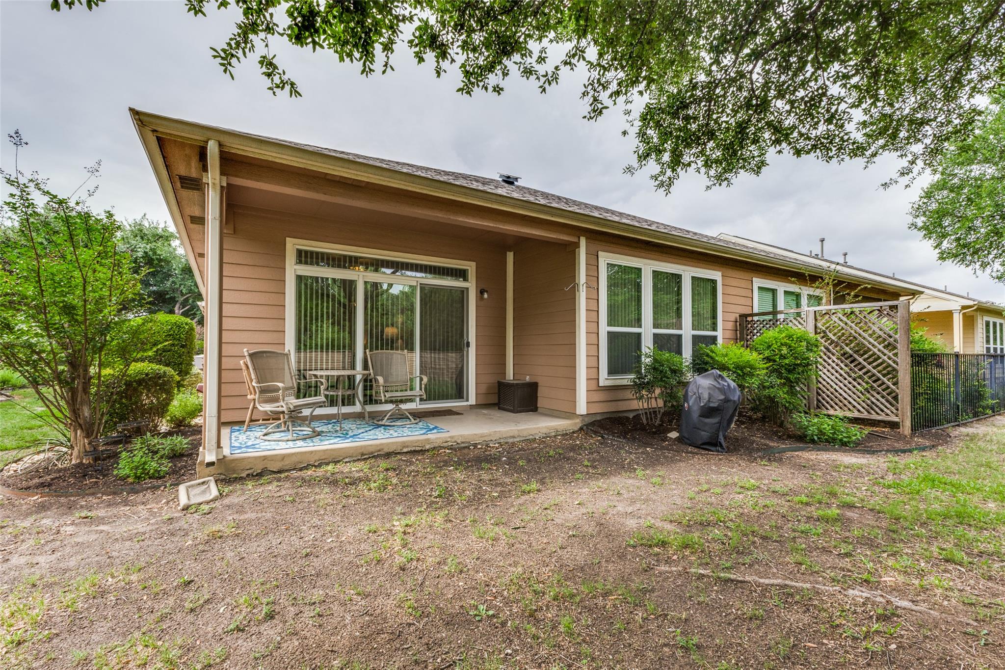 203 Essex Ln, Georgetown, TX 78633