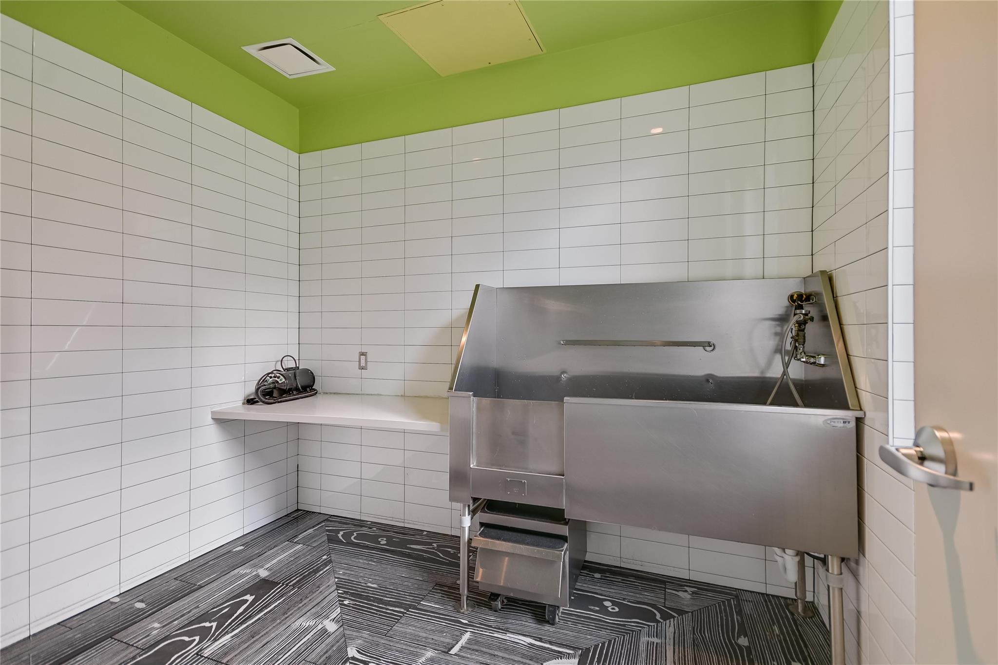 222 West Ave # 1613, Austin, TX 78701