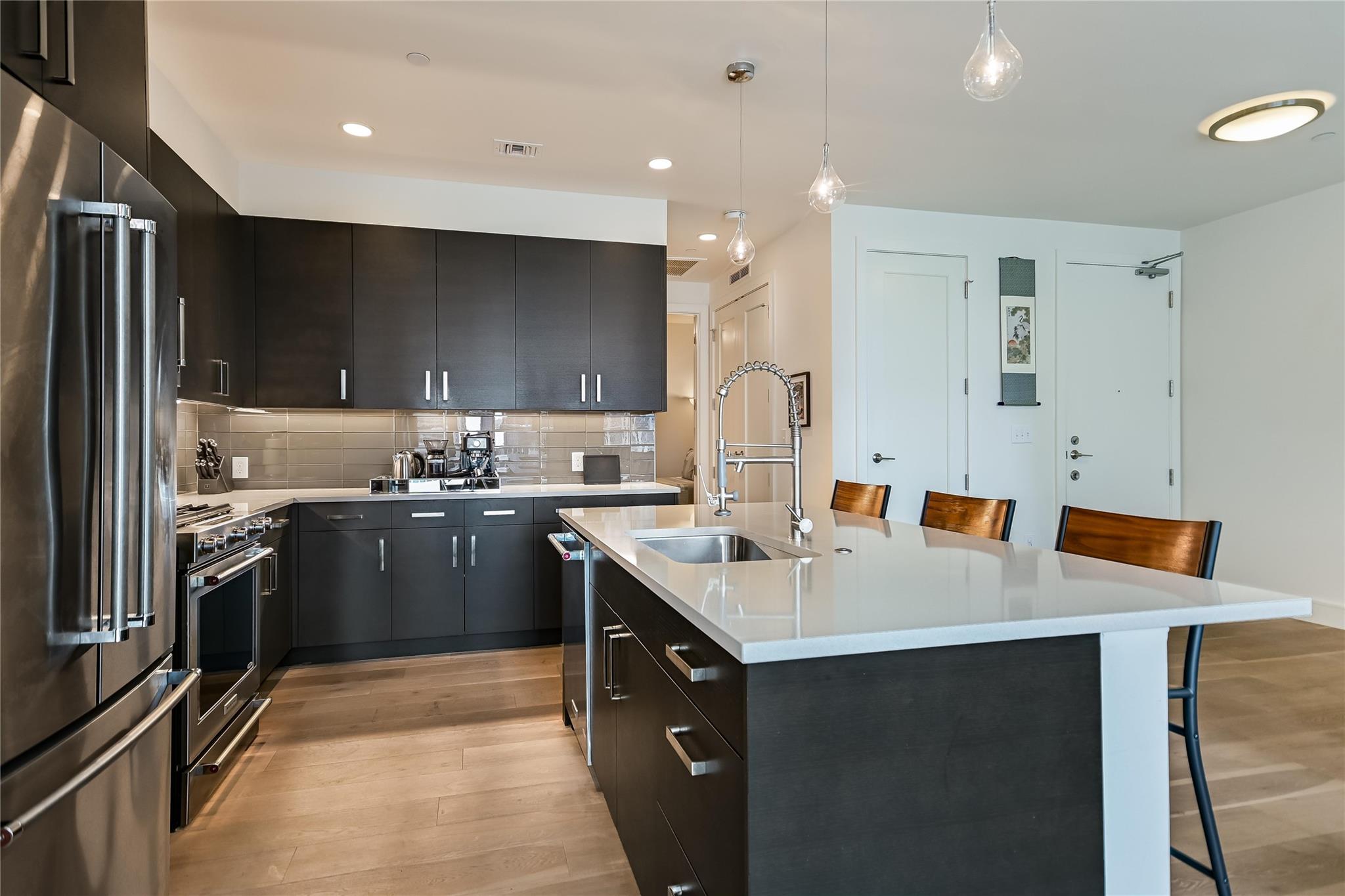 222 West Ave # 1613, Austin, TX 78701