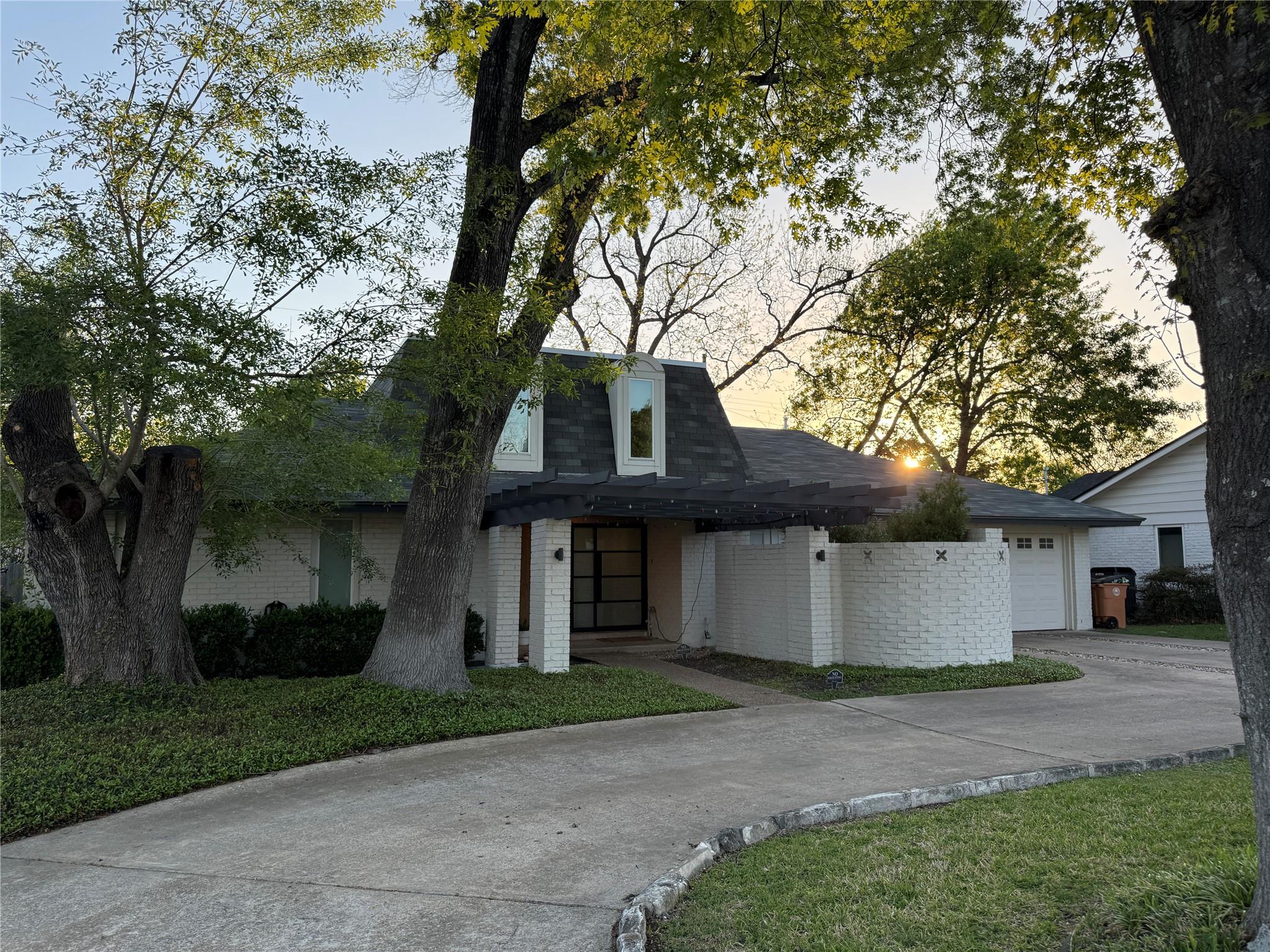 7304 Geneva Dr, Austin, TX 78723