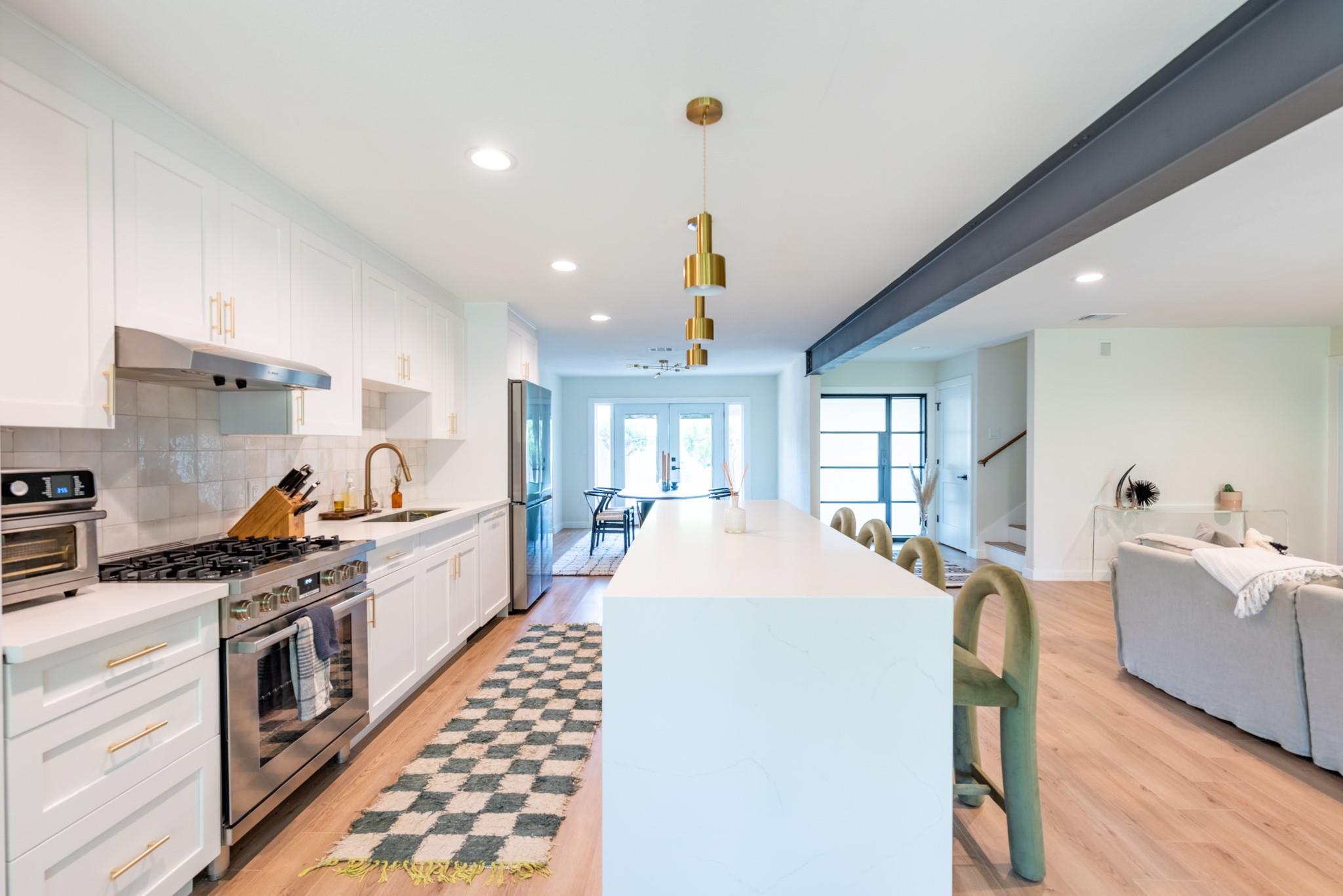 7304 Geneva Dr, Austin, TX 78723