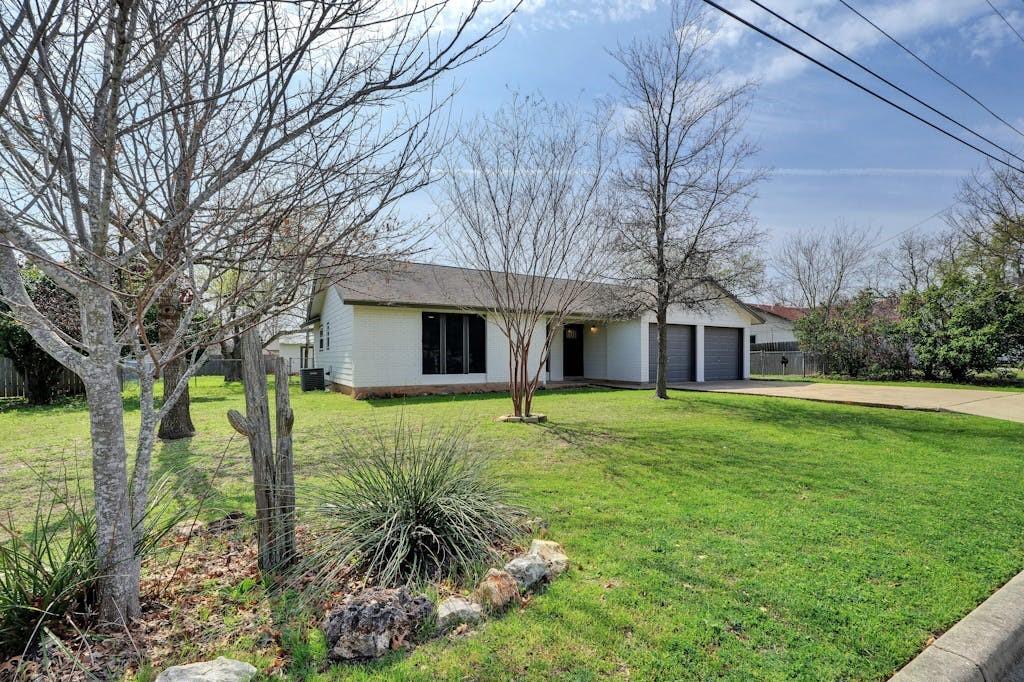 602 Apache Trl, Leander, TX 78641