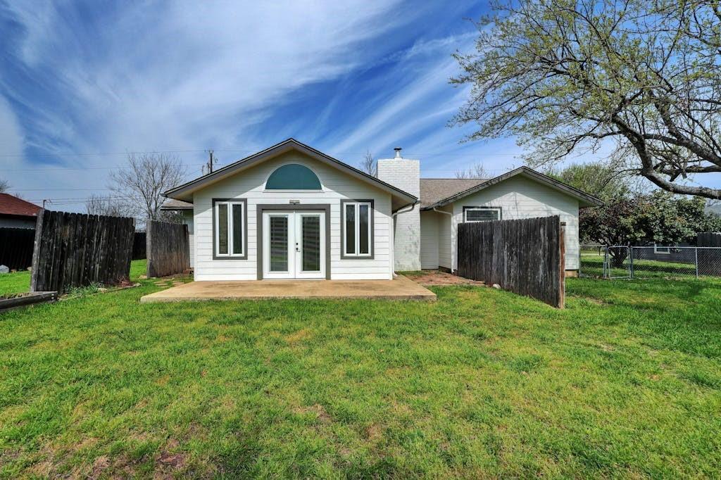 602 Apache Trl, Leander, TX 78641