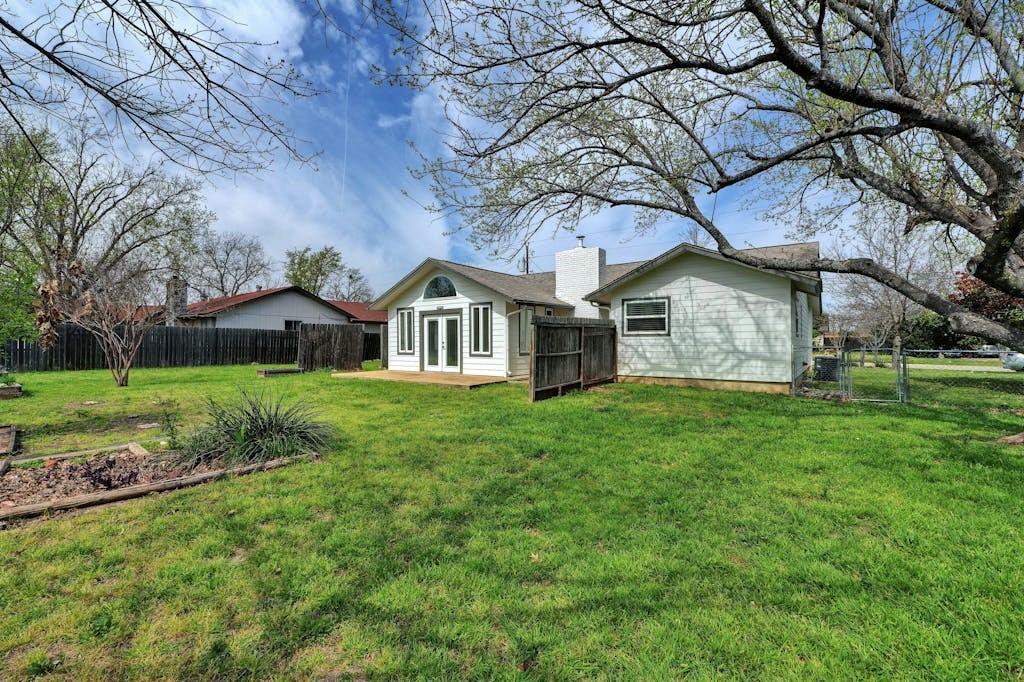 602 Apache Trl, Leander, TX 78641