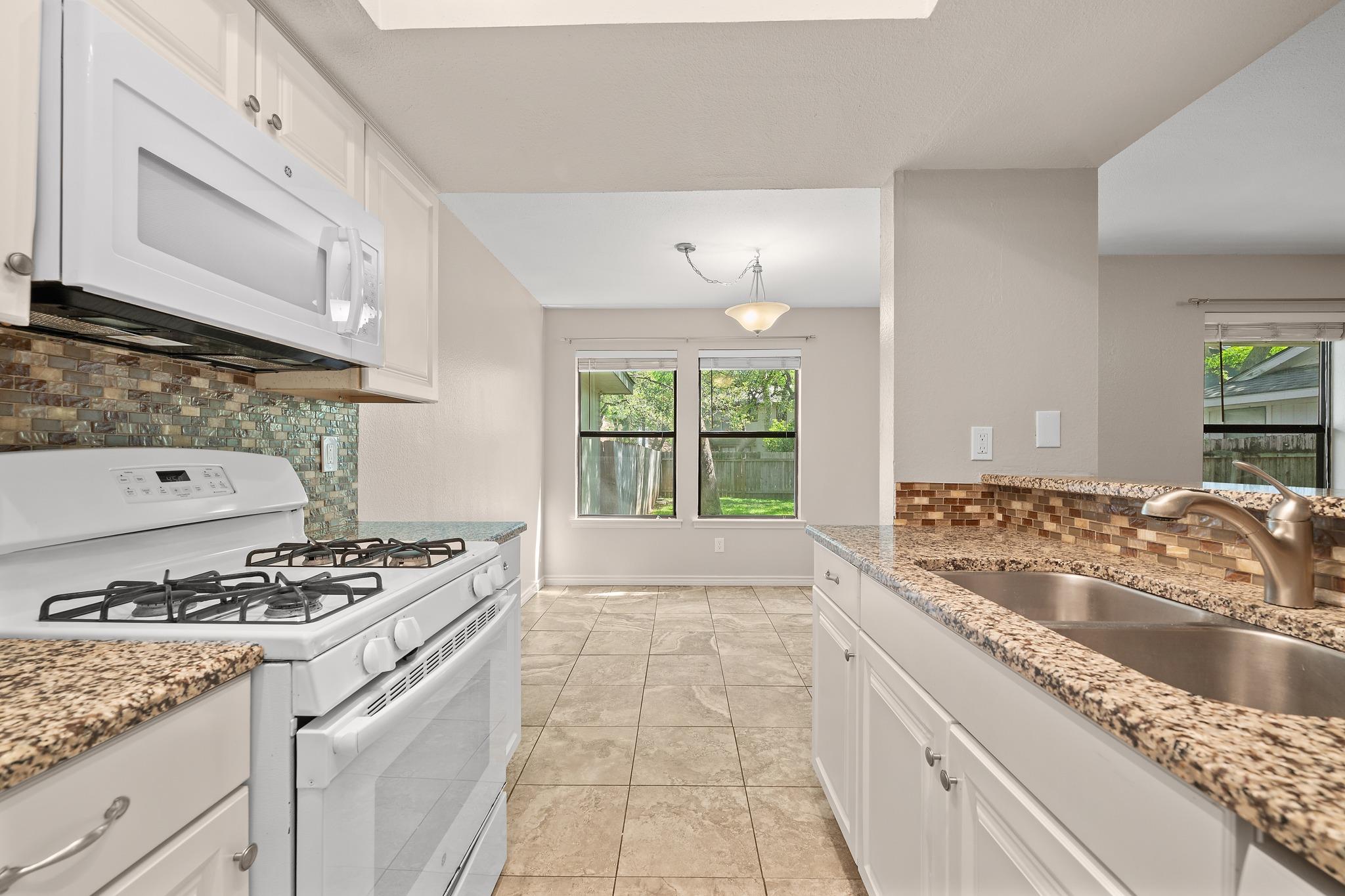 8006 Tuscarora Trl, Austin, TX 78729