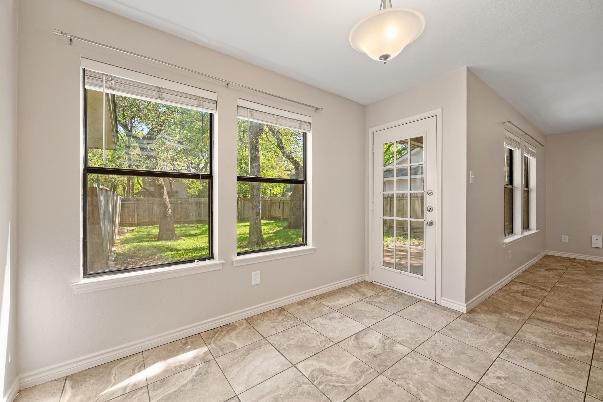 8006 Tuscarora Trl, Austin, TX 78729