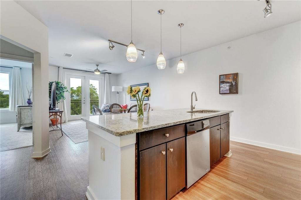 1900 Barton Springs Rd # 5024, Austin, TX 78704