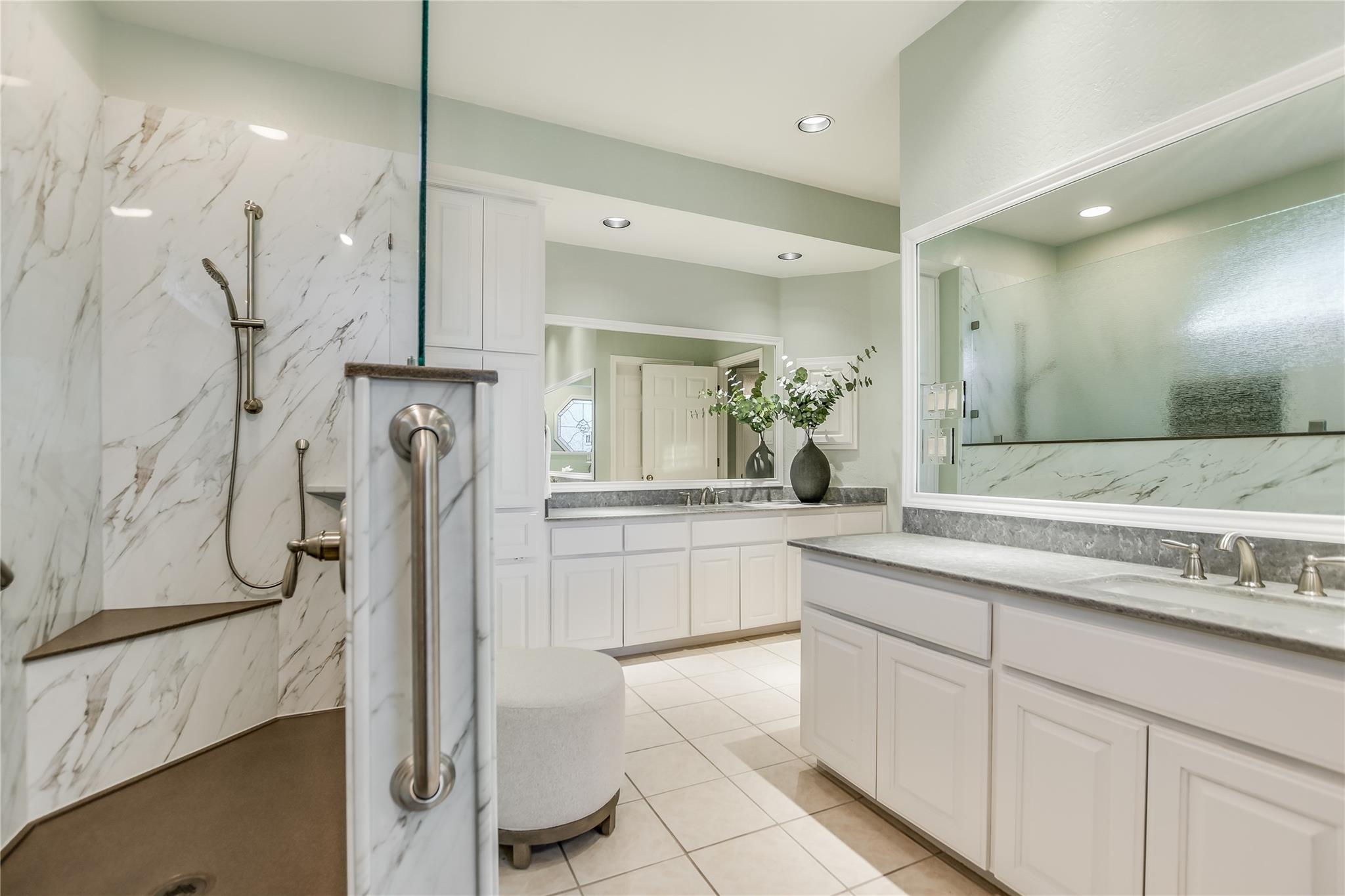 501 Sombrero, Horseshoe Bay, TX 78657