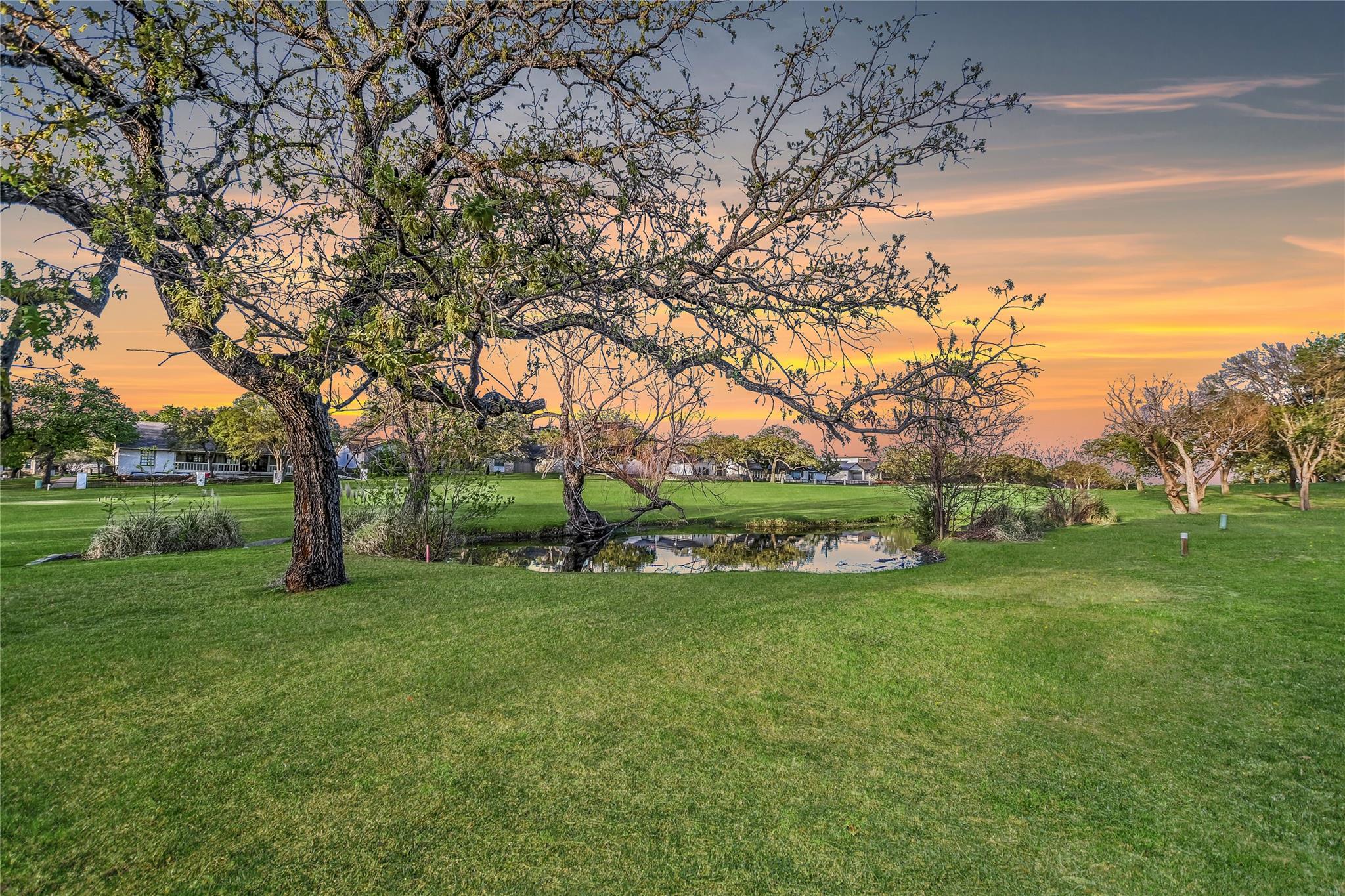 501 Sombrero, Horseshoe Bay, TX 78657