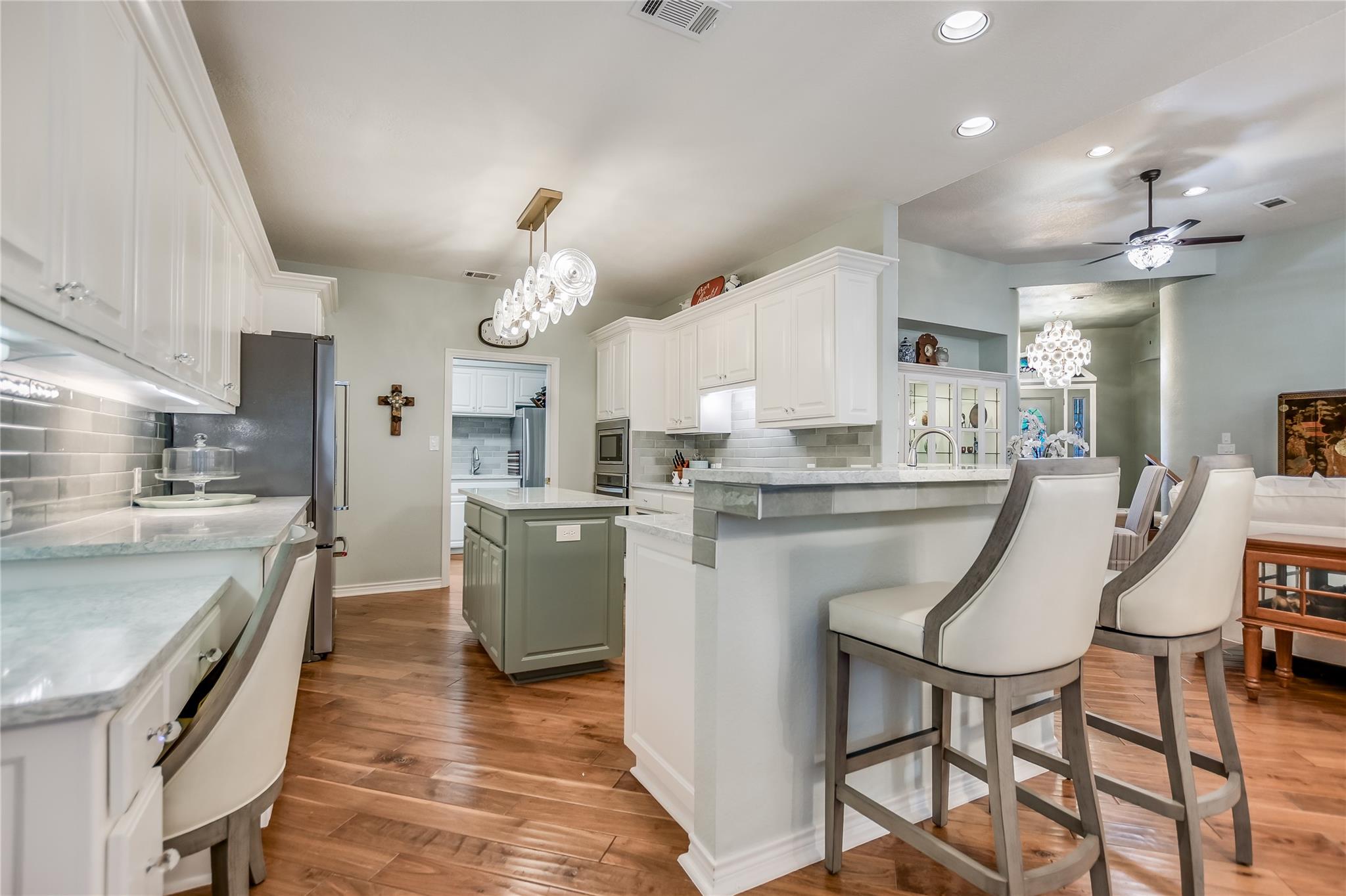 501 Sombrero, Horseshoe Bay, TX 78657