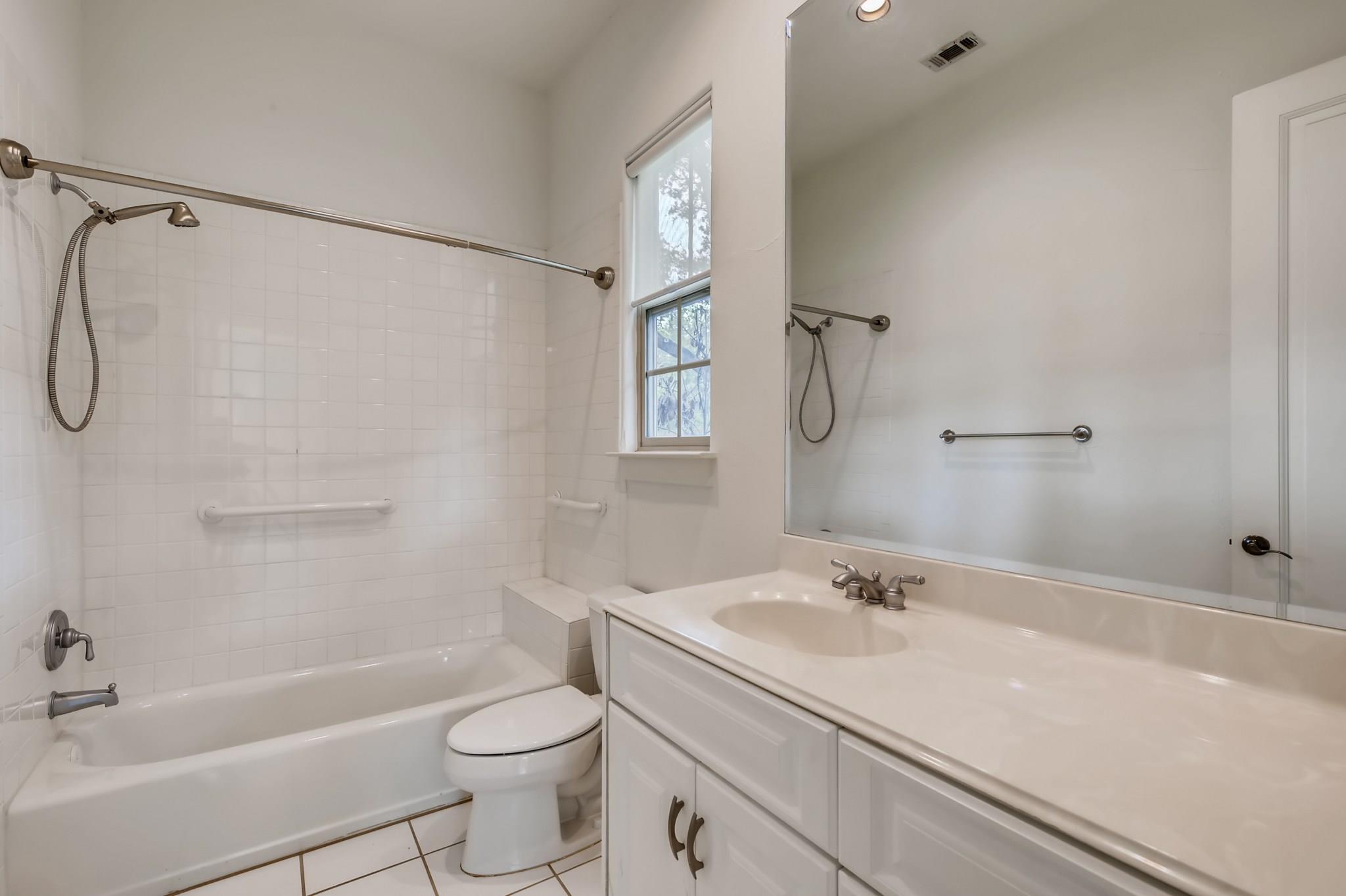 2800 Waymaker Way # 27, Austin, TX 78746