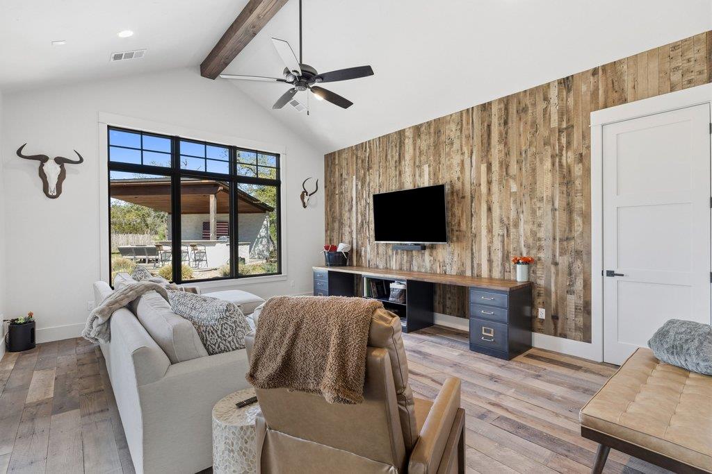 1660 Windmill Run Rd, Wimberley, TX 78676