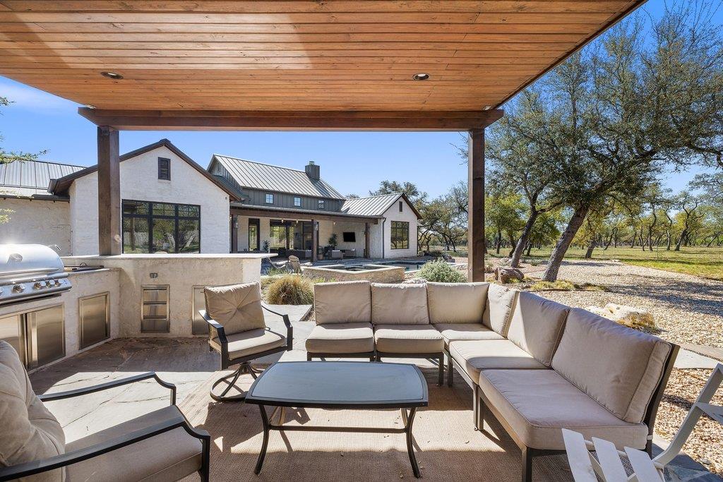 1660 Windmill Run Rd, Wimberley, TX 78676