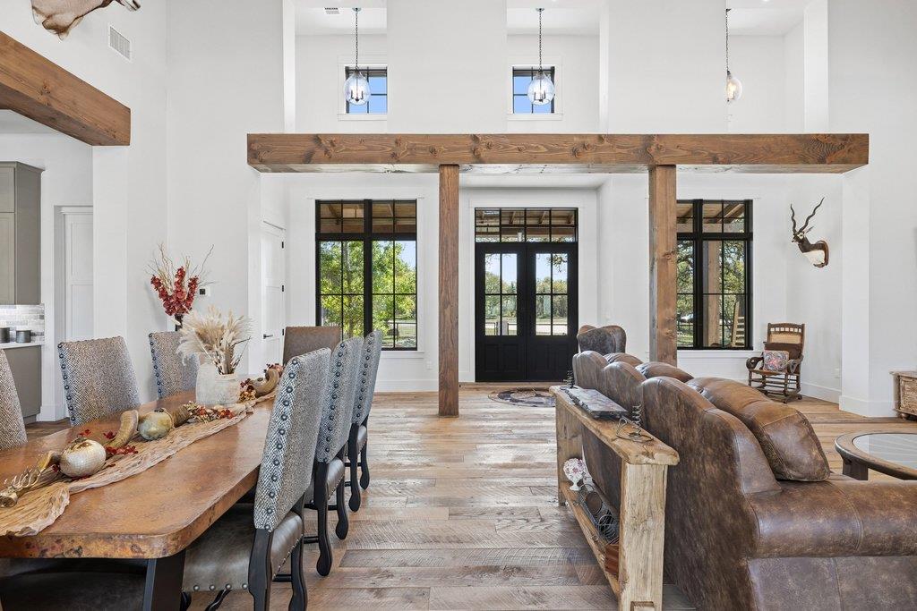 1660 Windmill Run Rd, Wimberley, TX 78676