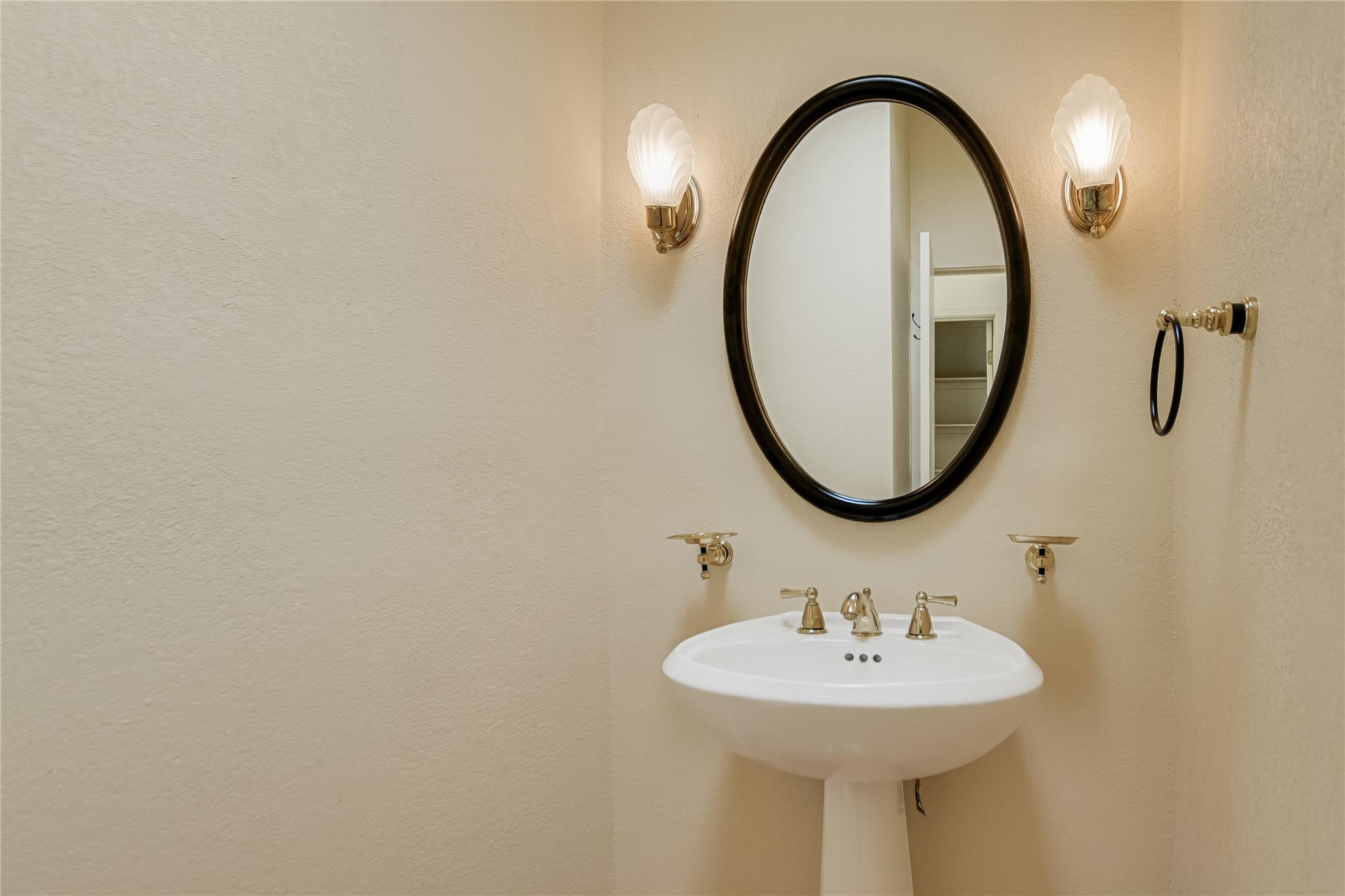 900 Sharp Rock, Horseshoe Bay, TX 78657