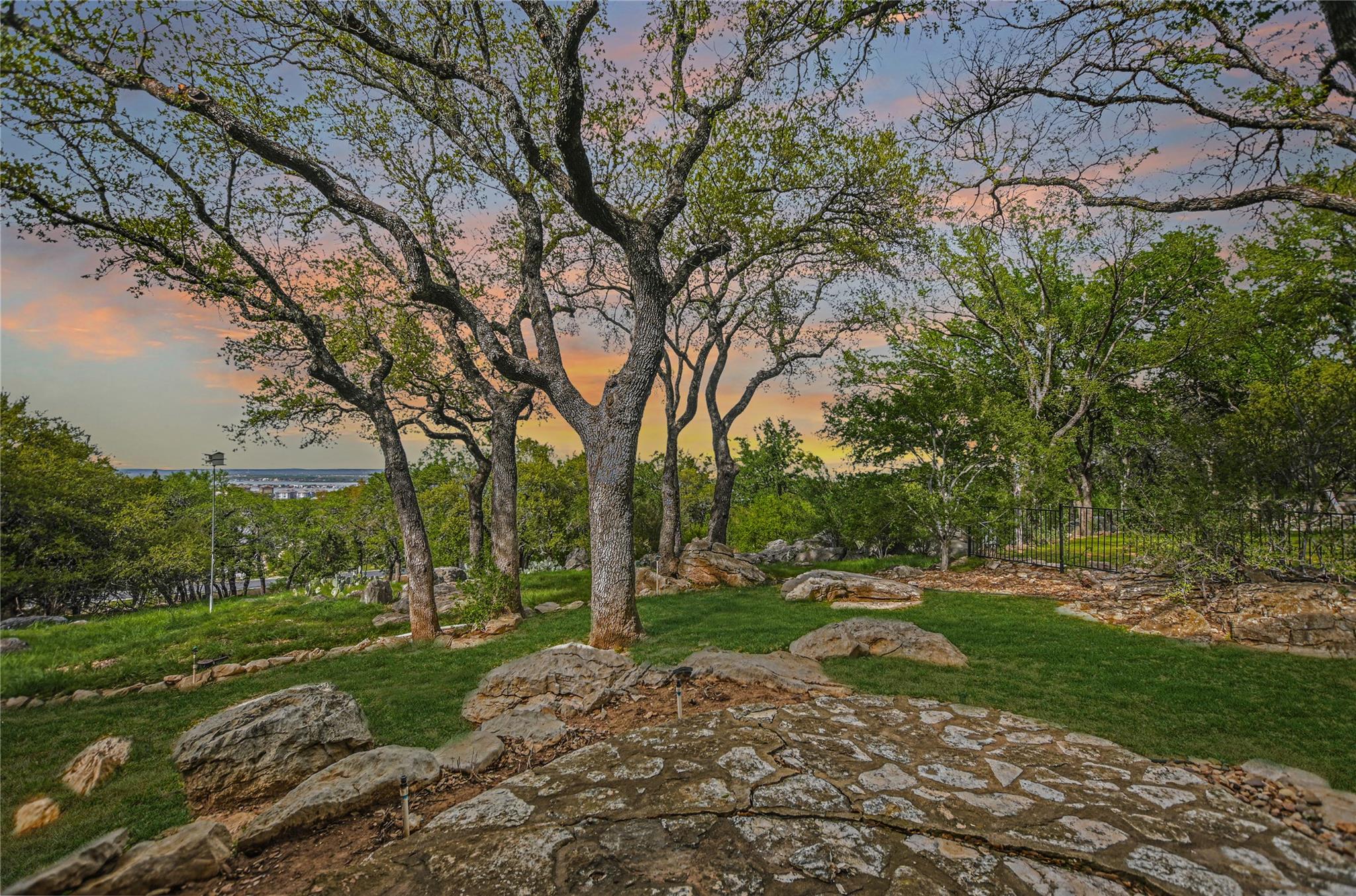 900 Sharp Rock, Horseshoe Bay, TX 78657