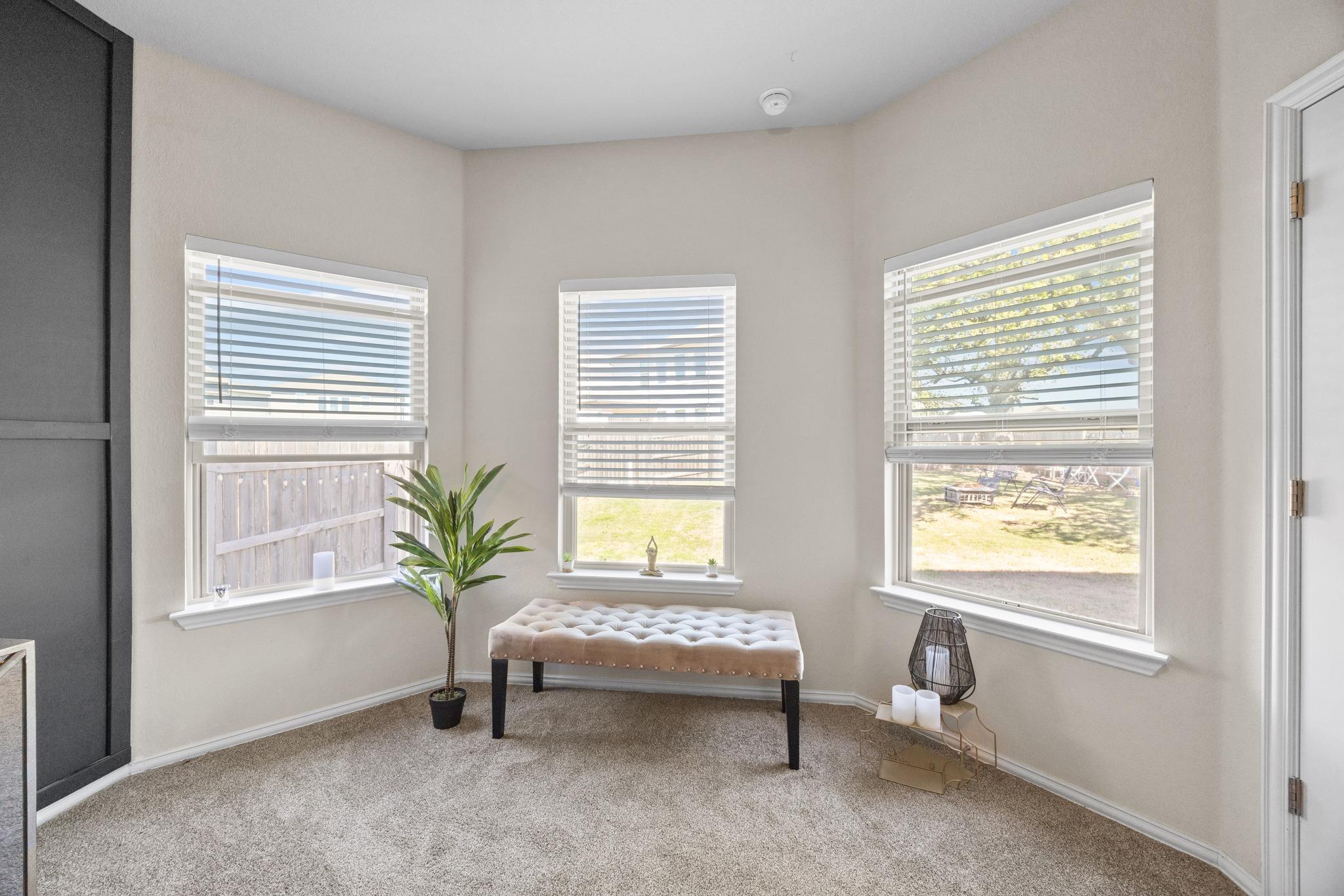 361 Bright Star Ln, Georgetown, TX 78628