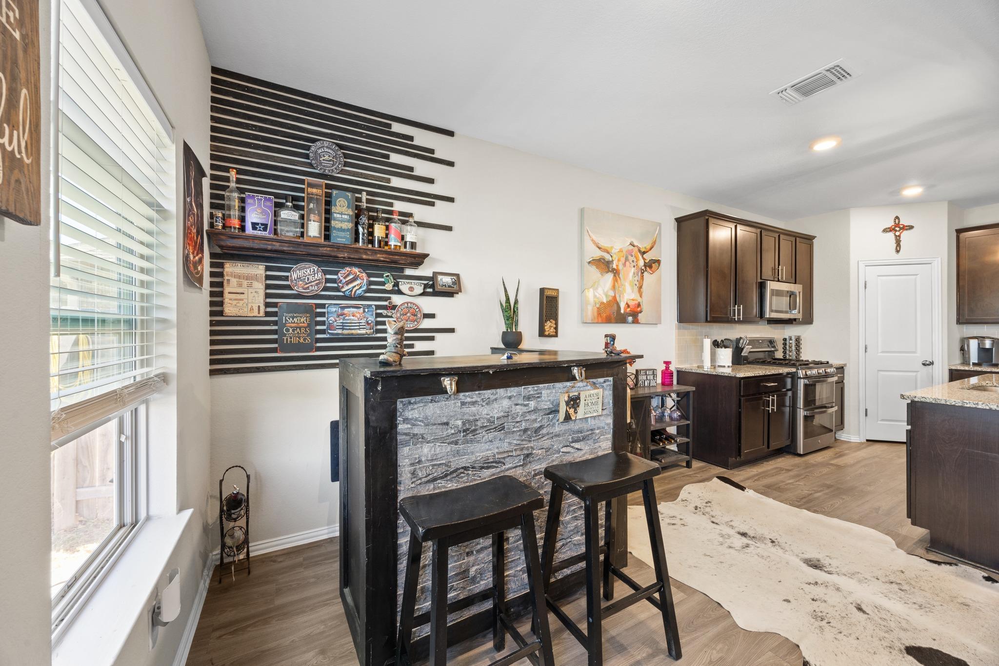 361 Bright Star Ln, Georgetown, TX 78628