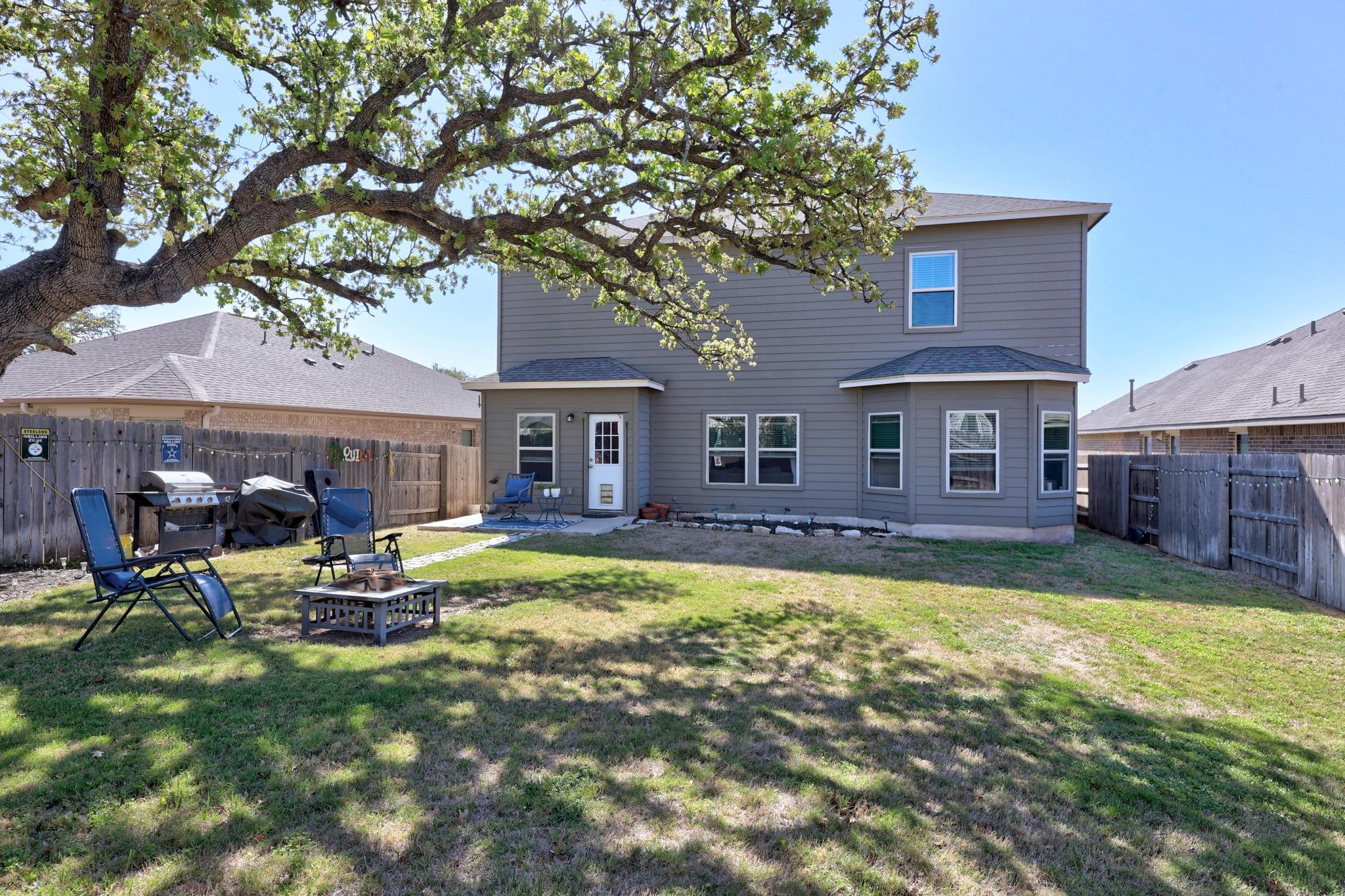 361 Bright Star Ln, Georgetown, TX 78628