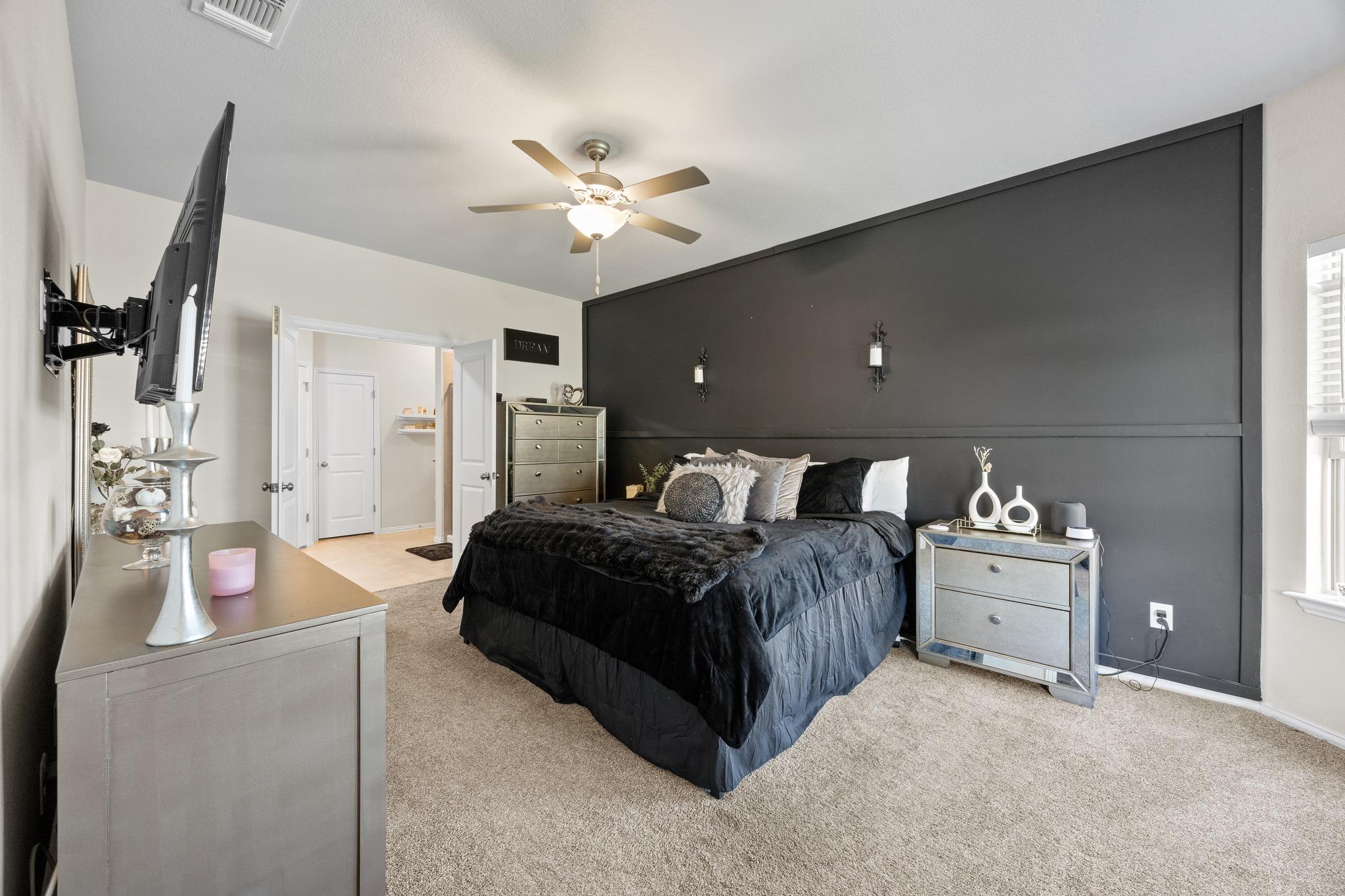 361 Bright Star Ln, Georgetown, TX 78628