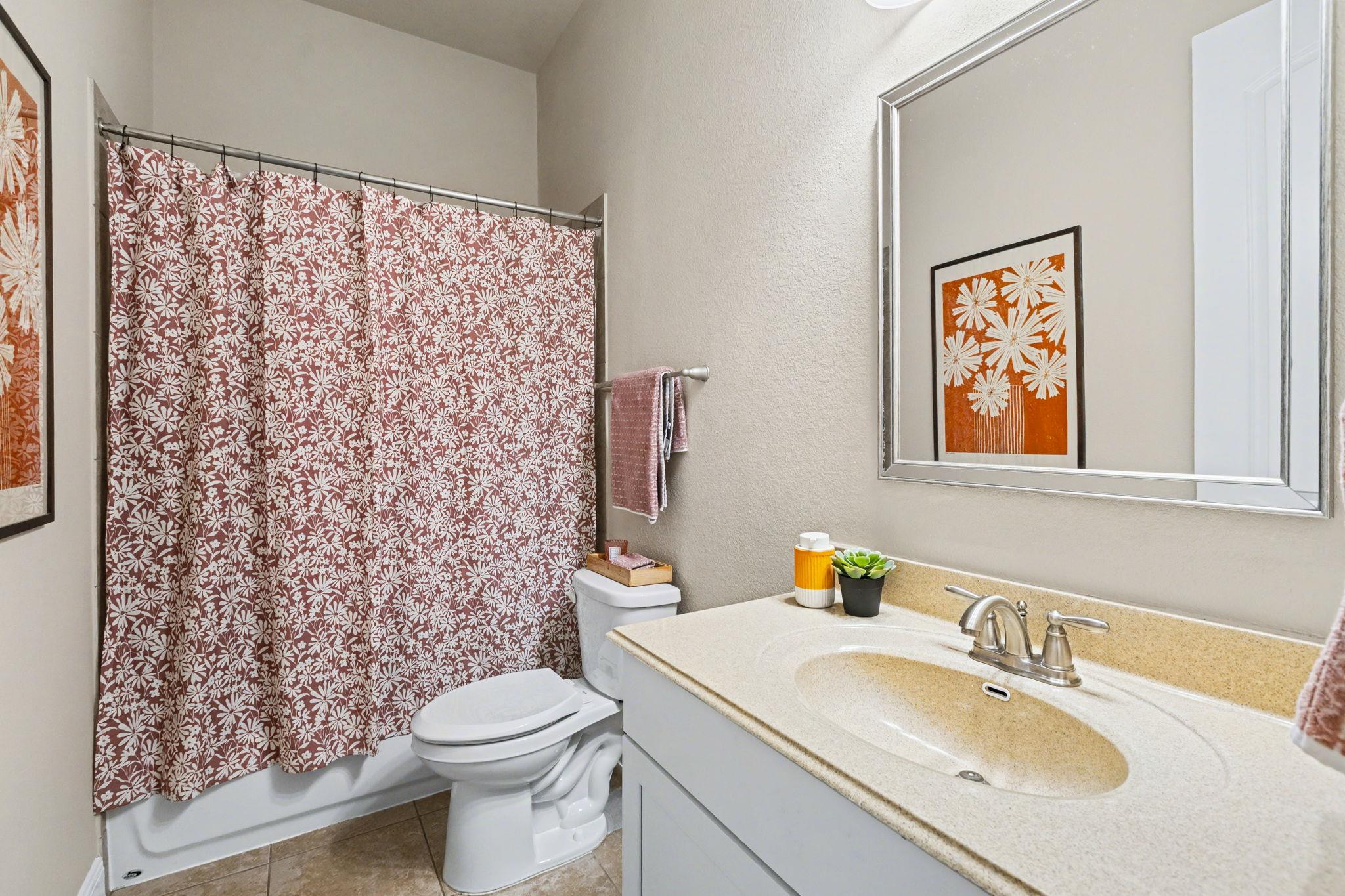 549 Clear Springs Holw, Buda, TX 78610