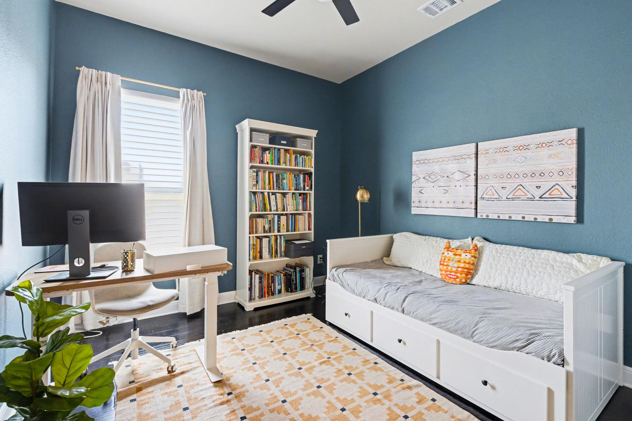 549 Clear Springs Holw, Buda, TX 78610