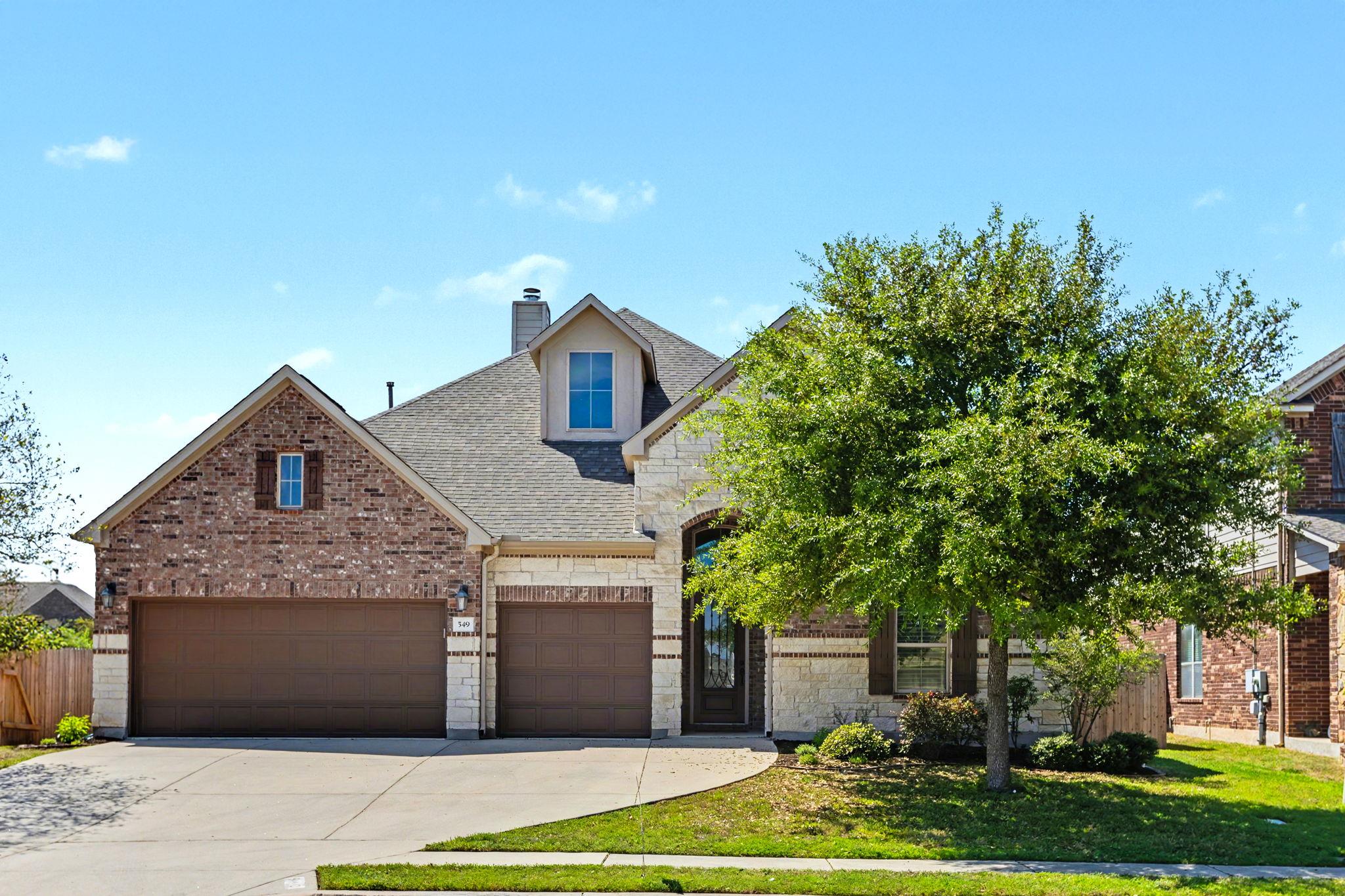 549 Clear Springs Holw, Buda, TX 78610