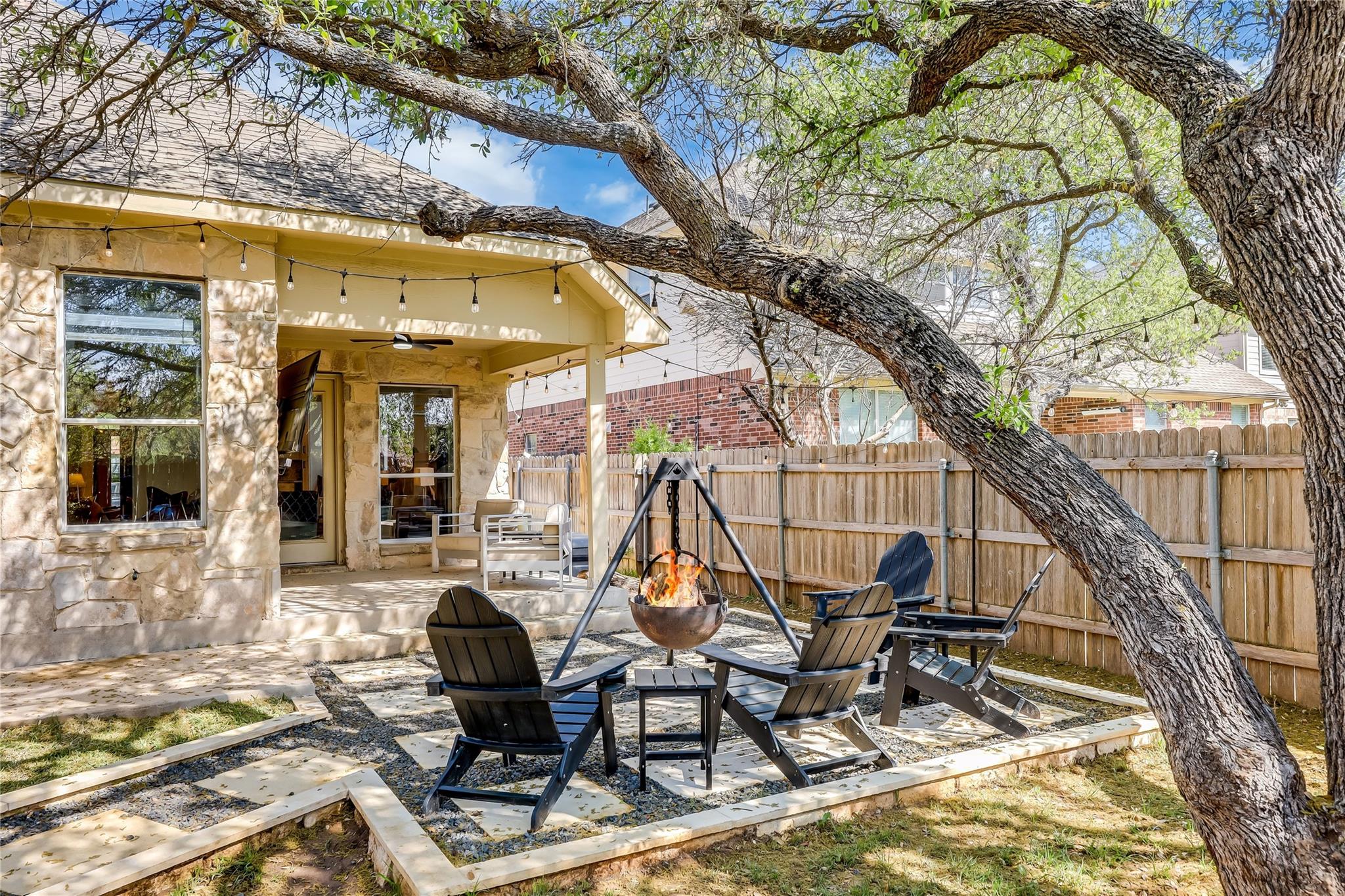 604 Pebblestone Walk Dr, Cedar Park, TX 78613