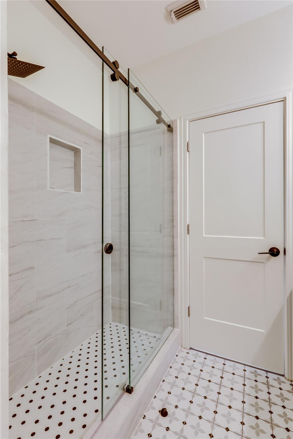 604 Pebblestone Walk Dr, Cedar Park, TX 78613