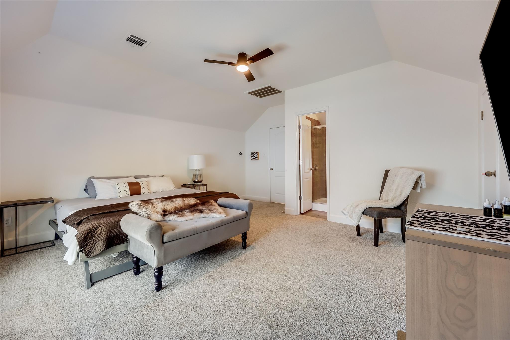 604 Pebblestone Walk Dr, Cedar Park, TX 78613