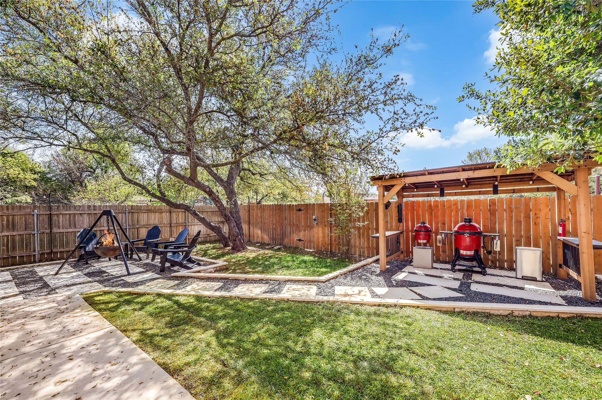 604 Pebblestone Walk Dr, Cedar Park, TX 78613