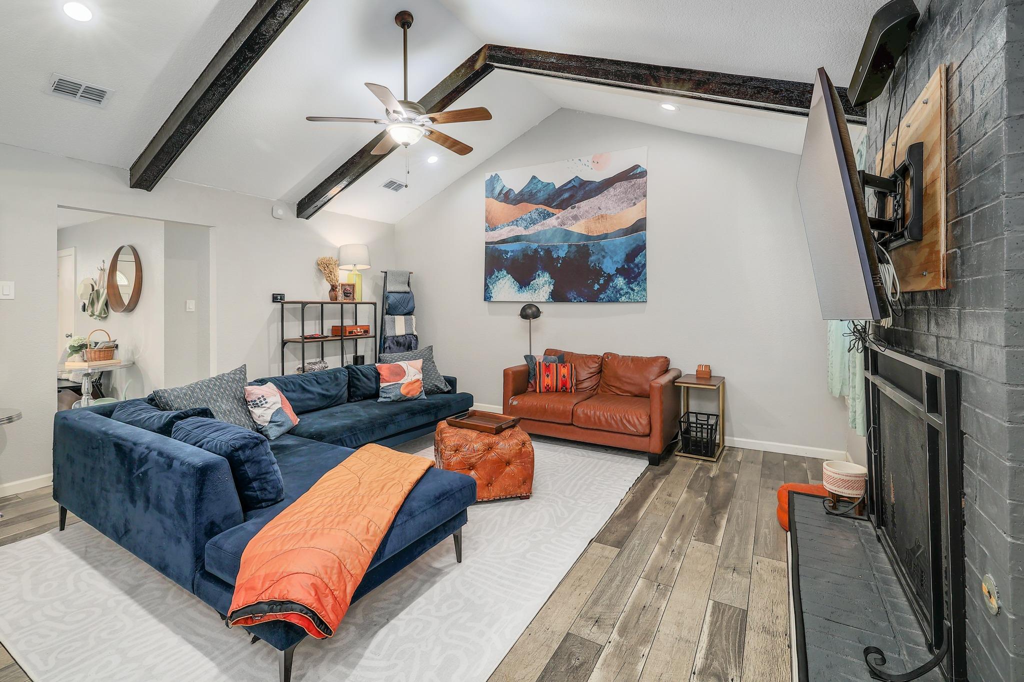 3100 Lynridge Dr, Austin, TX 78723