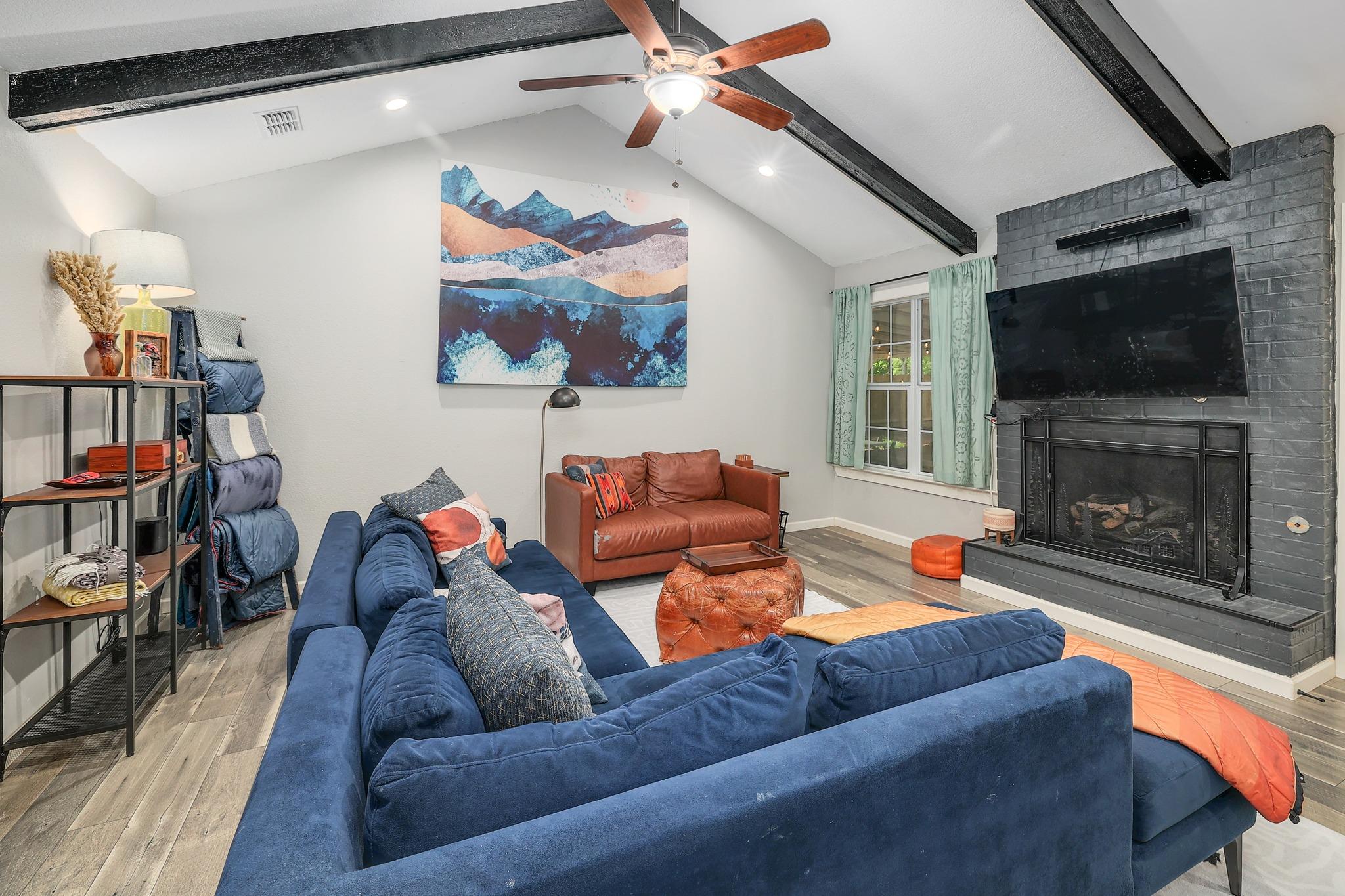 3100 Lynridge Dr, Austin, TX 78723