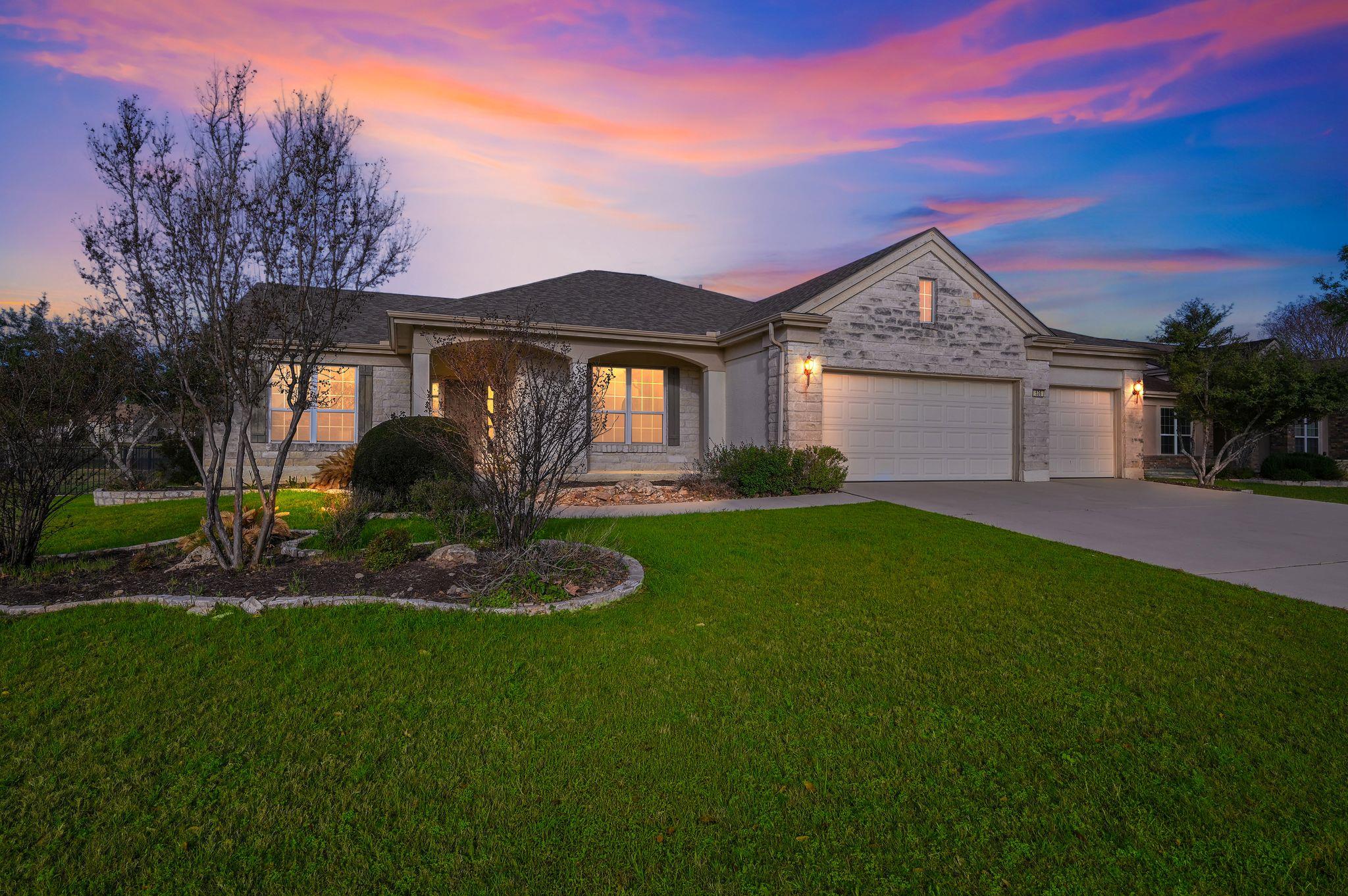 526 Dove Hollow Trl, Georgetown, TX 78633