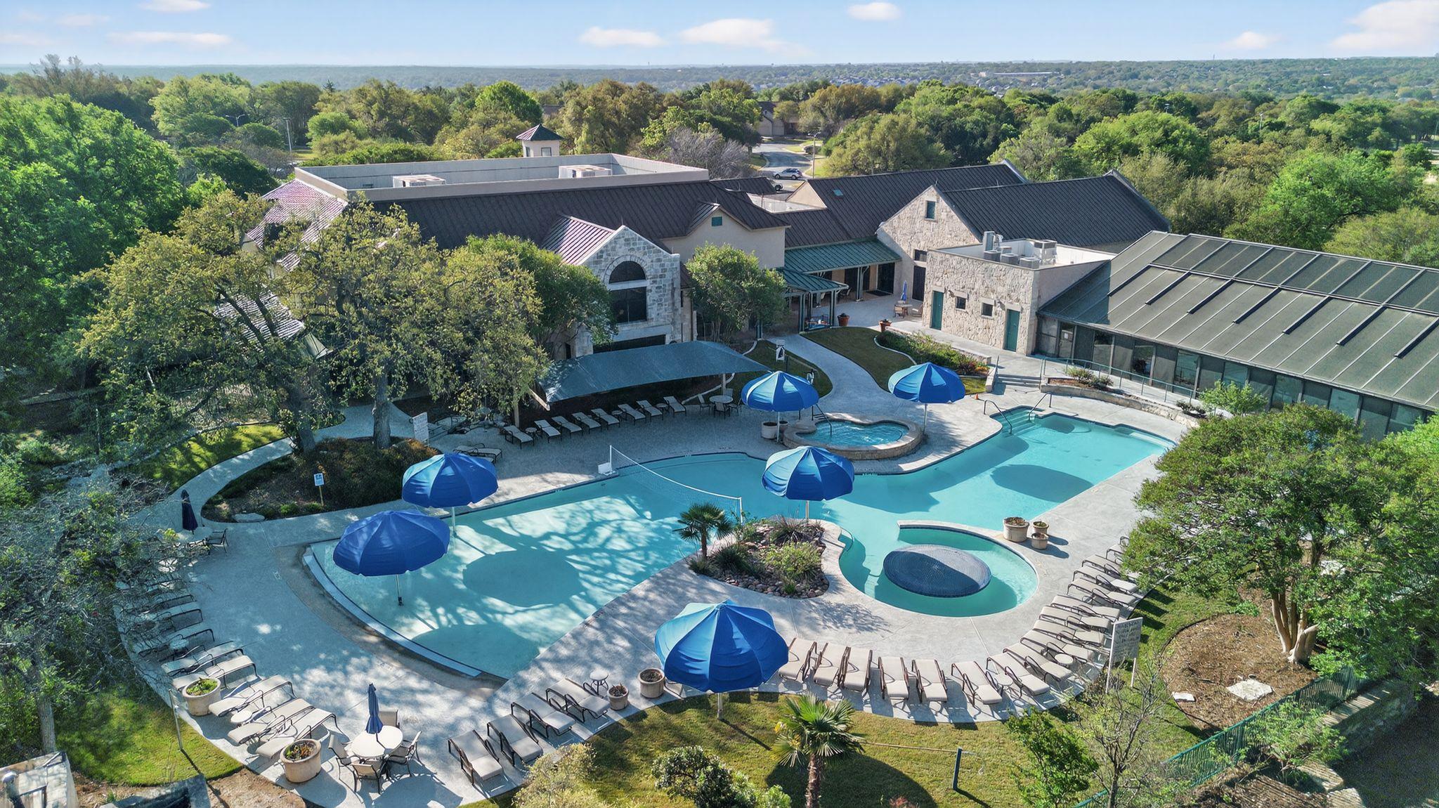 526 Dove Hollow Trl, Georgetown, TX 78633