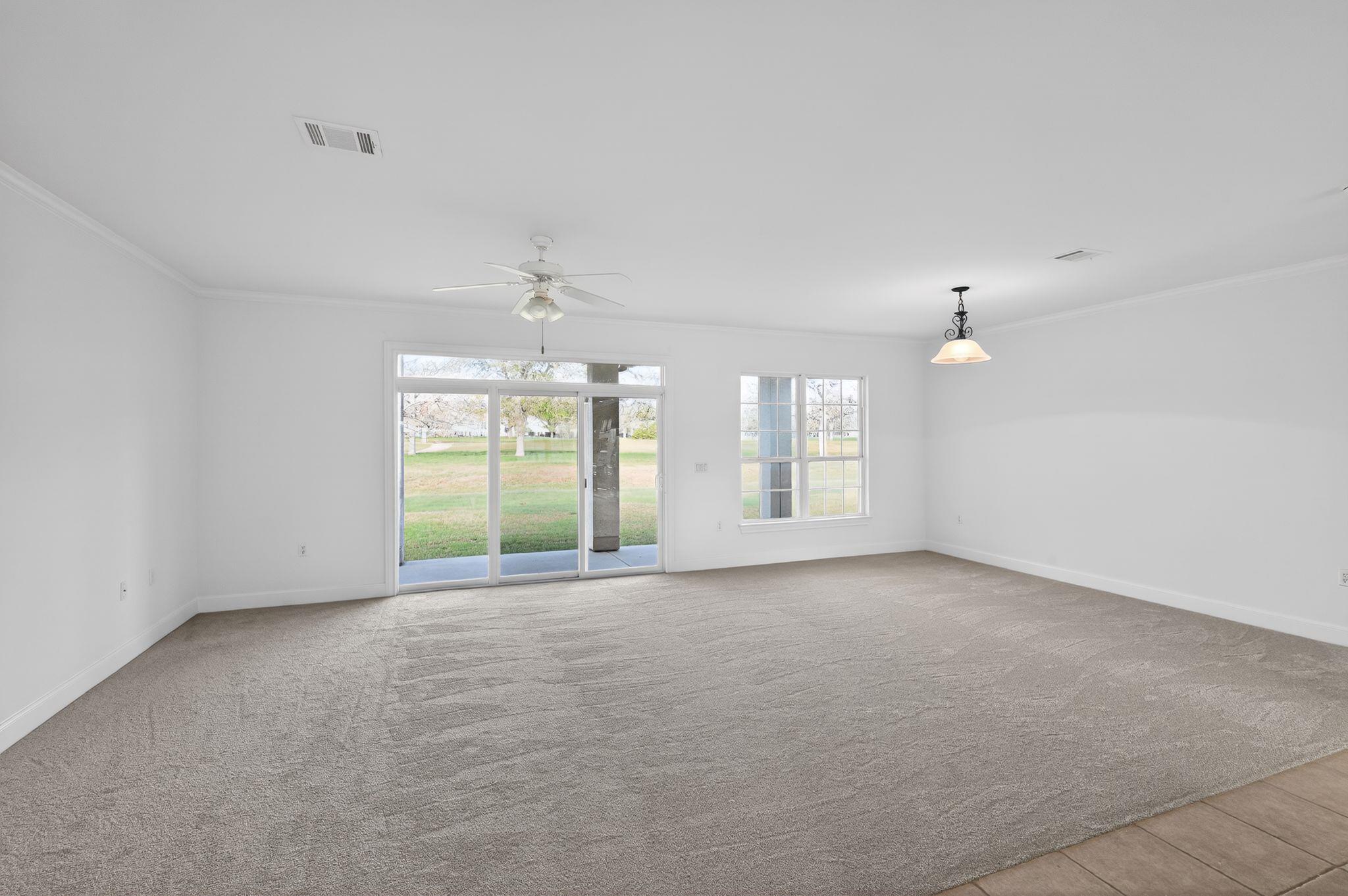 526 Dove Hollow Trl, Georgetown, TX 78633