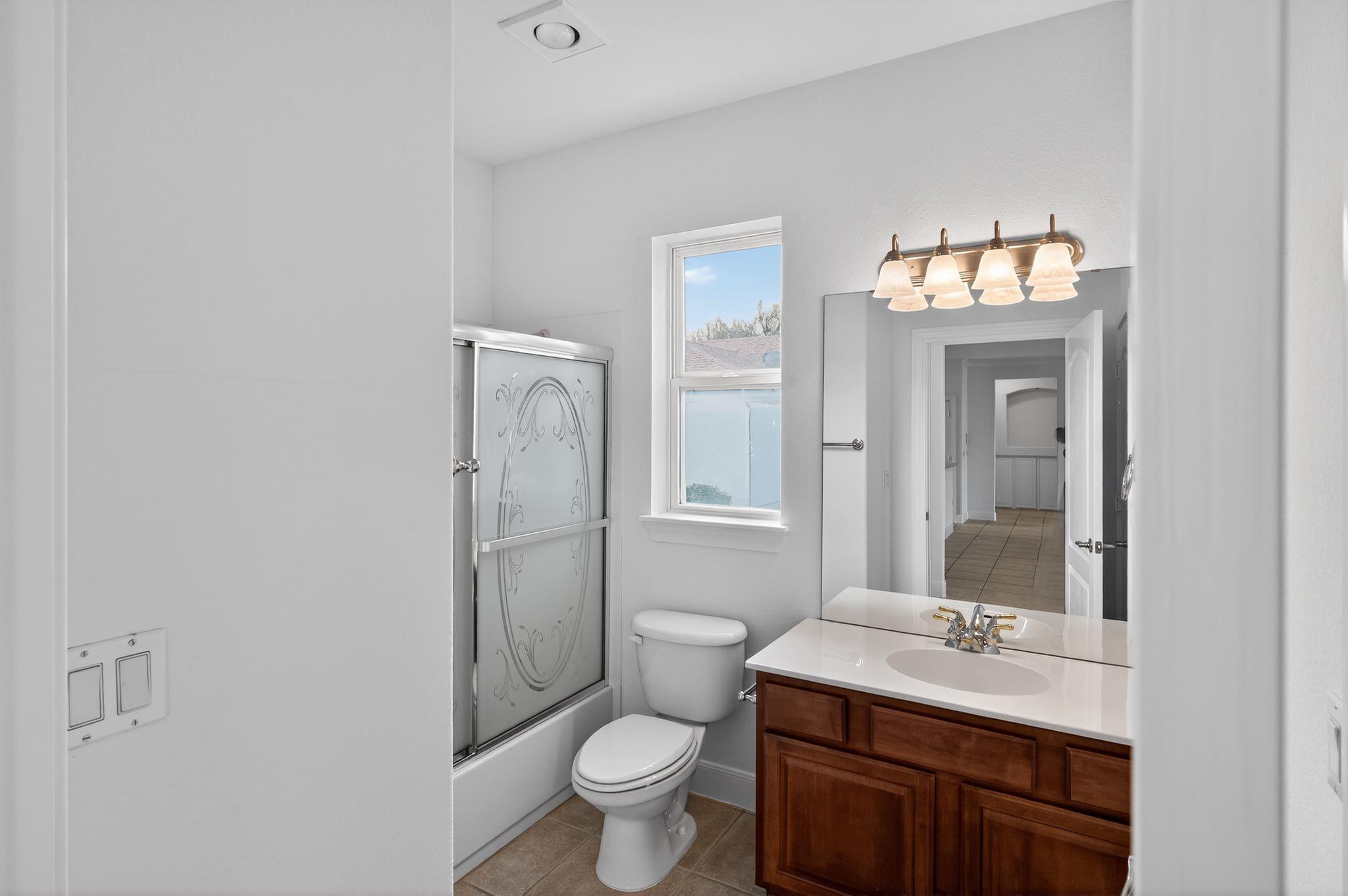 526 Dove Hollow Trl, Georgetown, TX 78633