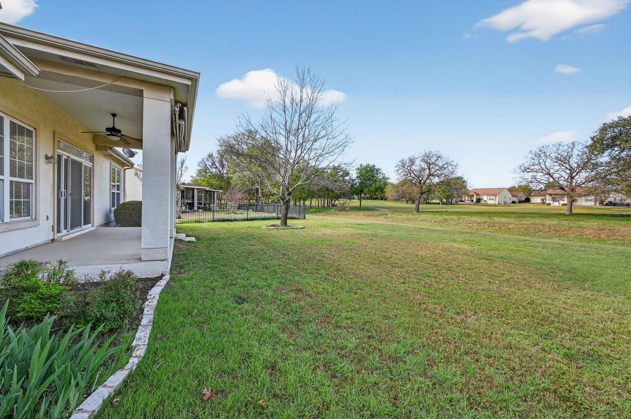 526 Dove Hollow Trl, Georgetown, TX 78633