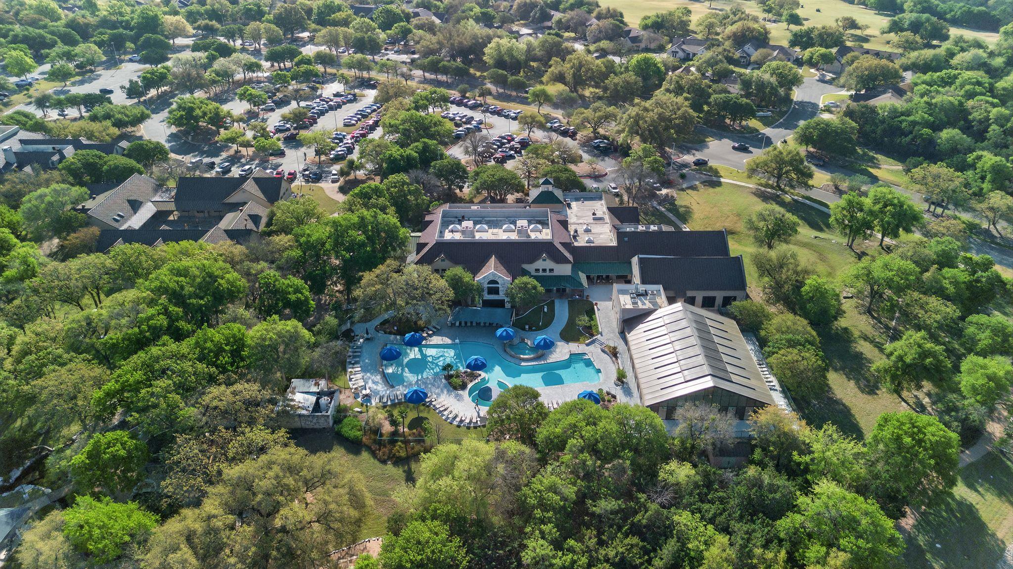 526 Dove Hollow Trl, Georgetown, TX 78633