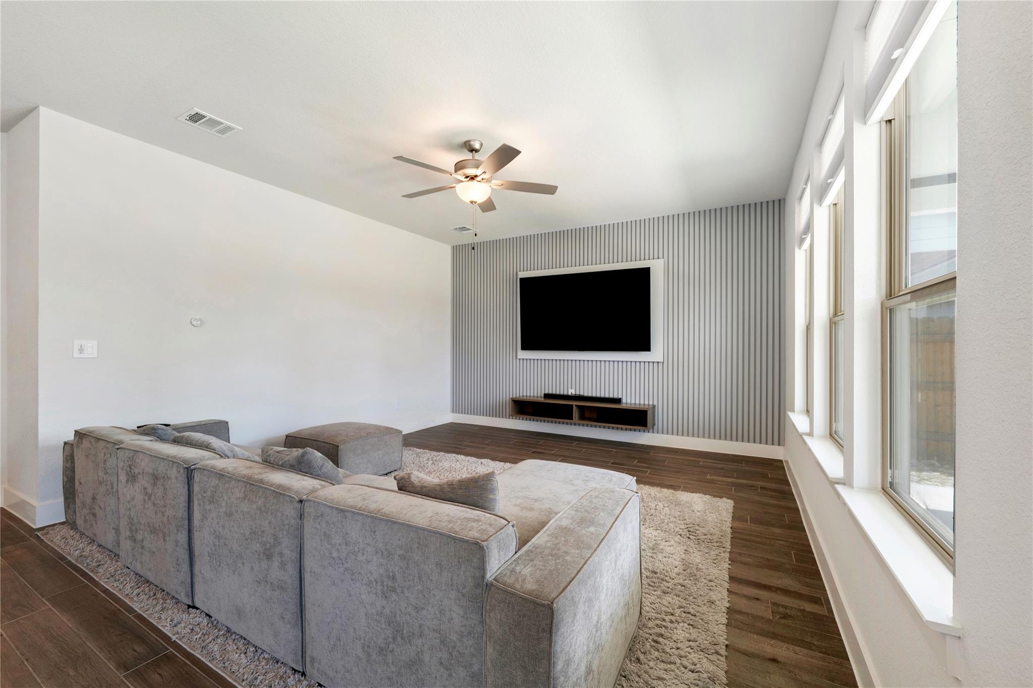 8609 Cottage Rose Dr, Austin, TX 78744