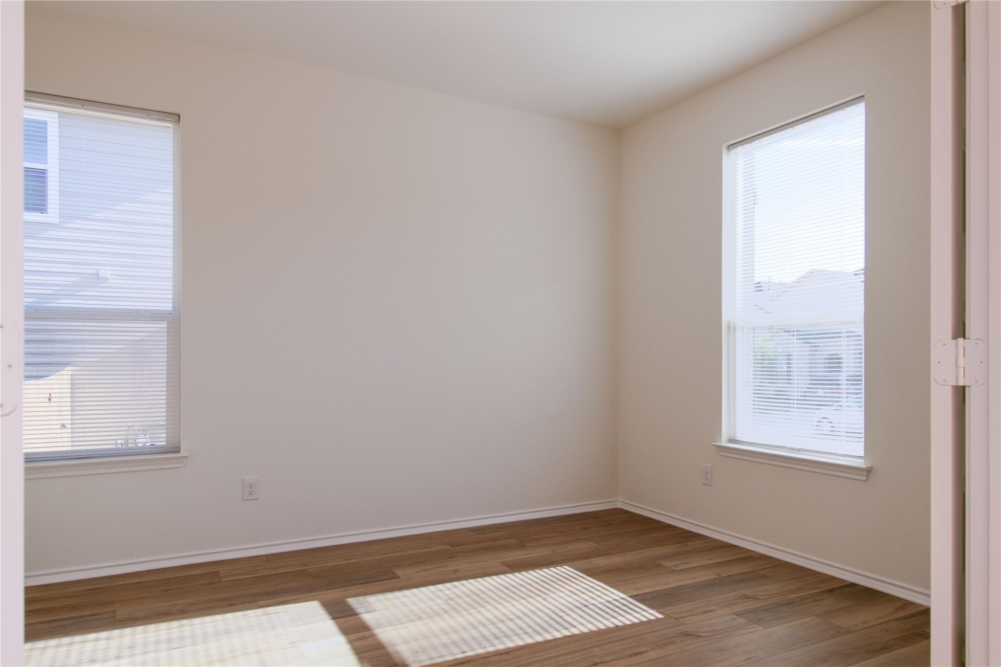 1628 Garlock Dr, Leander, TX 78641