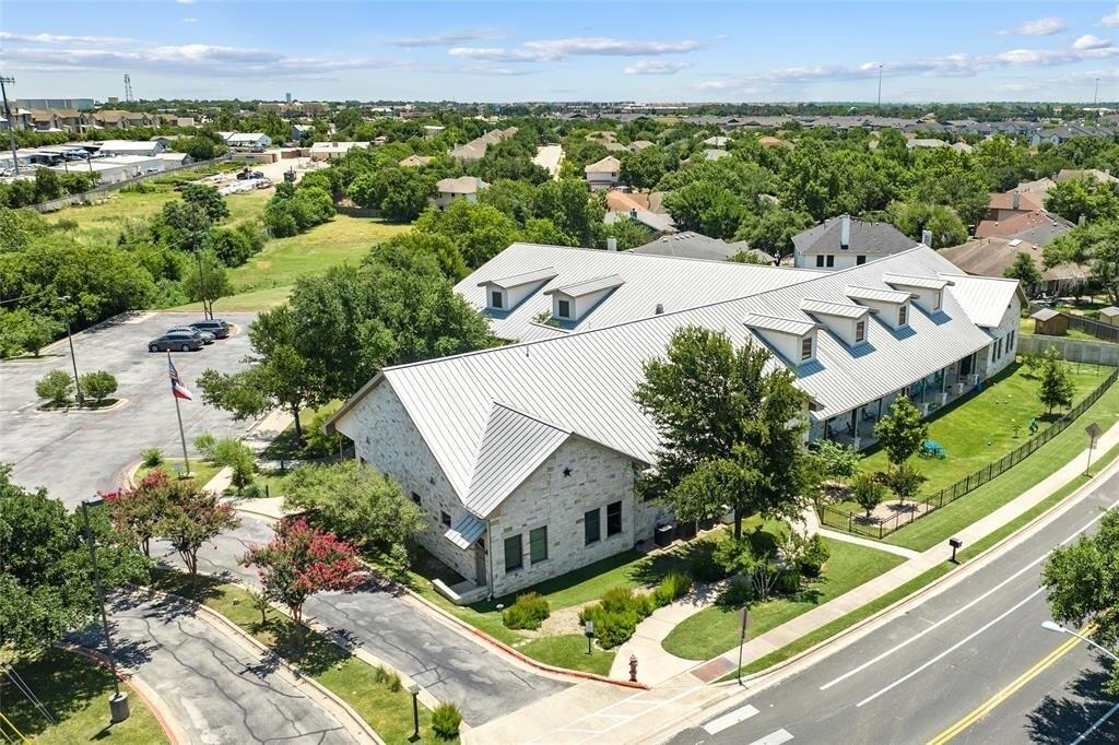 1815 Michael Wayne Dr, Austin, TX 78728