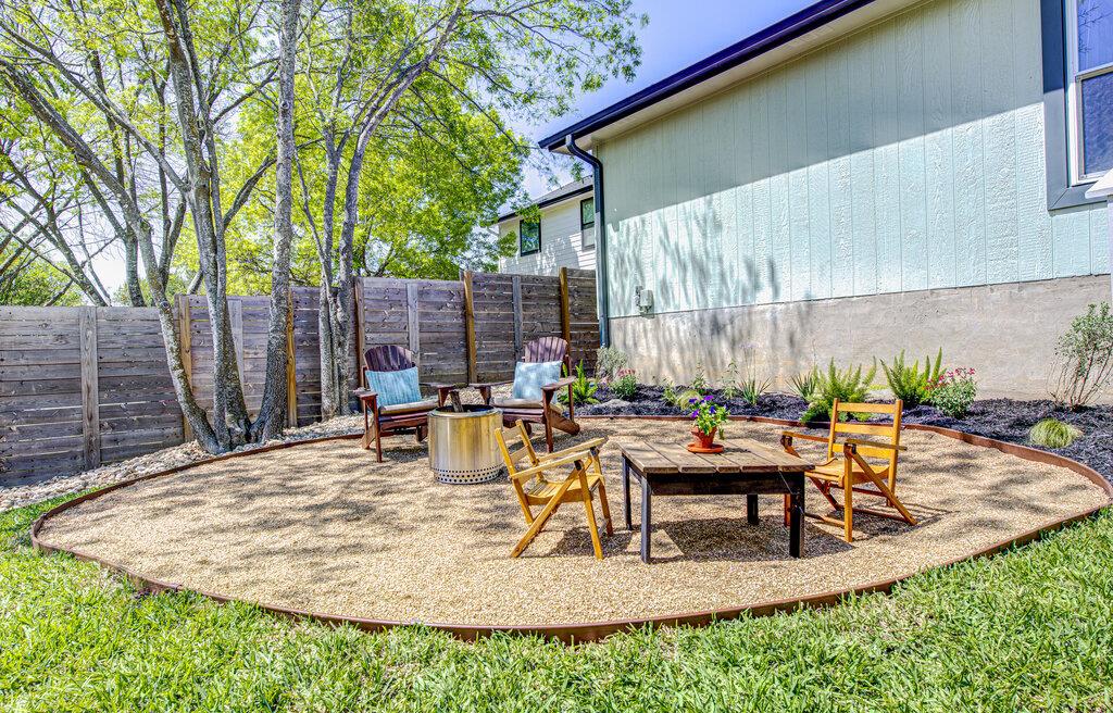 1815 Michael Wayne Dr, Austin, TX 78728