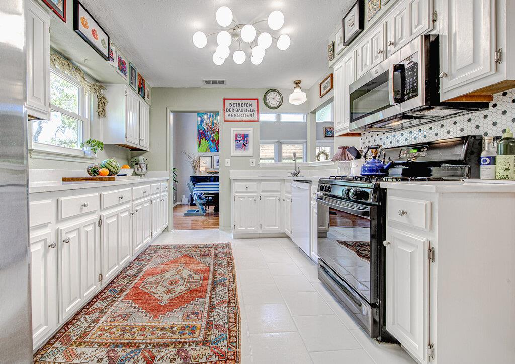 1815 Michael Wayne Dr, Austin, TX 78728