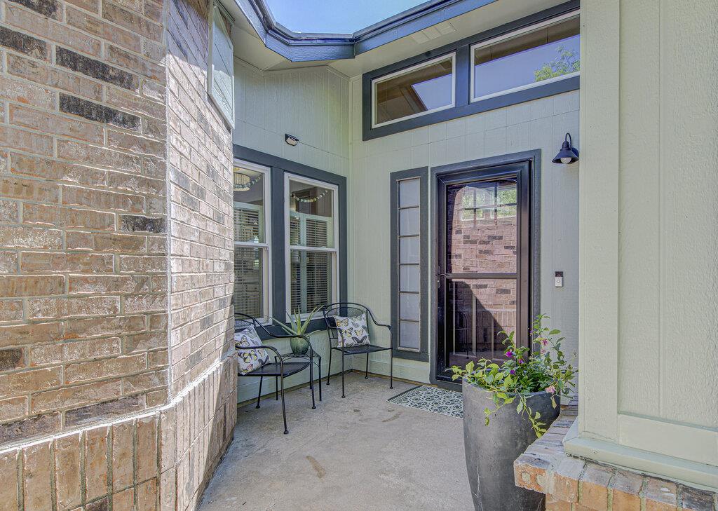 1815 Michael Wayne Dr, Austin, TX 78728